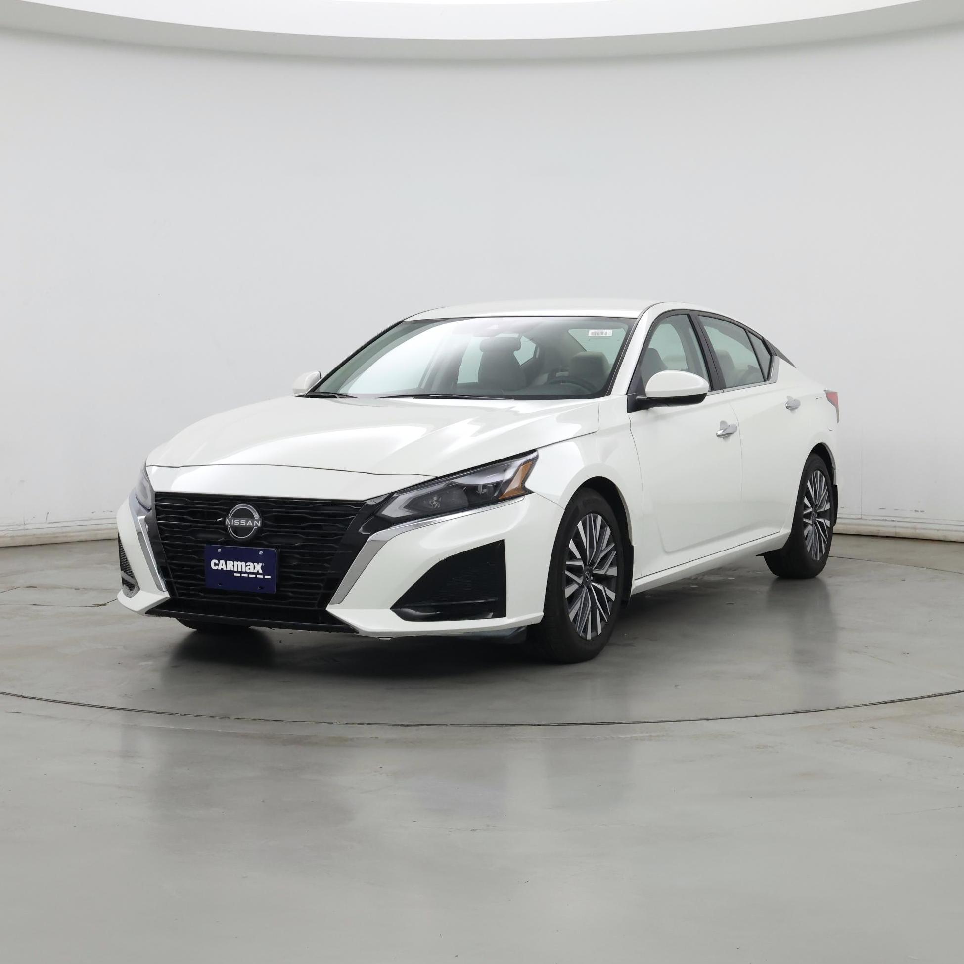 Thumbnail: 2023 Nissan Altima - 4