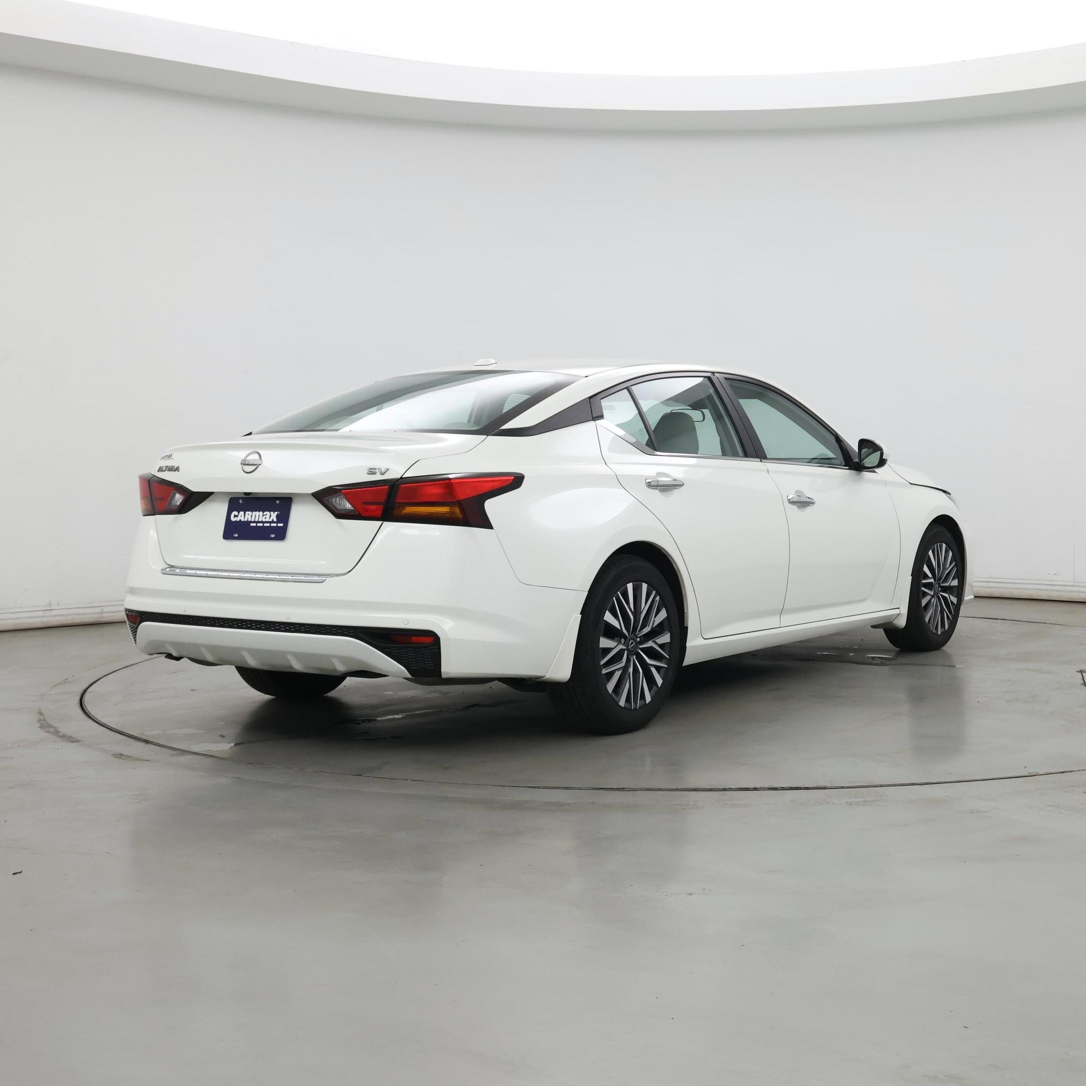 Thumbnail: 2023 Nissan Altima - 8