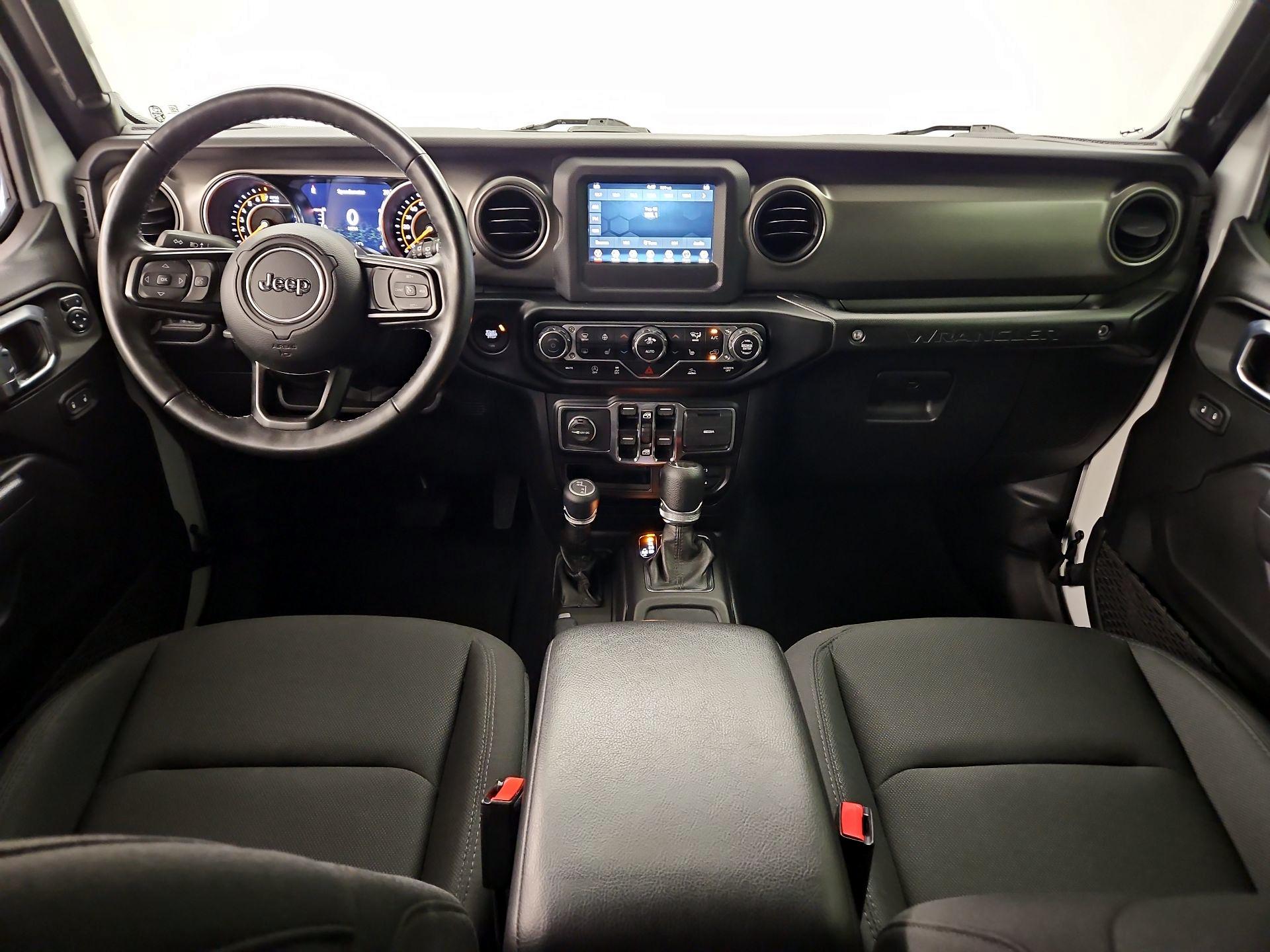 Thumbnail: 2022 Jeep Wrangler - 9