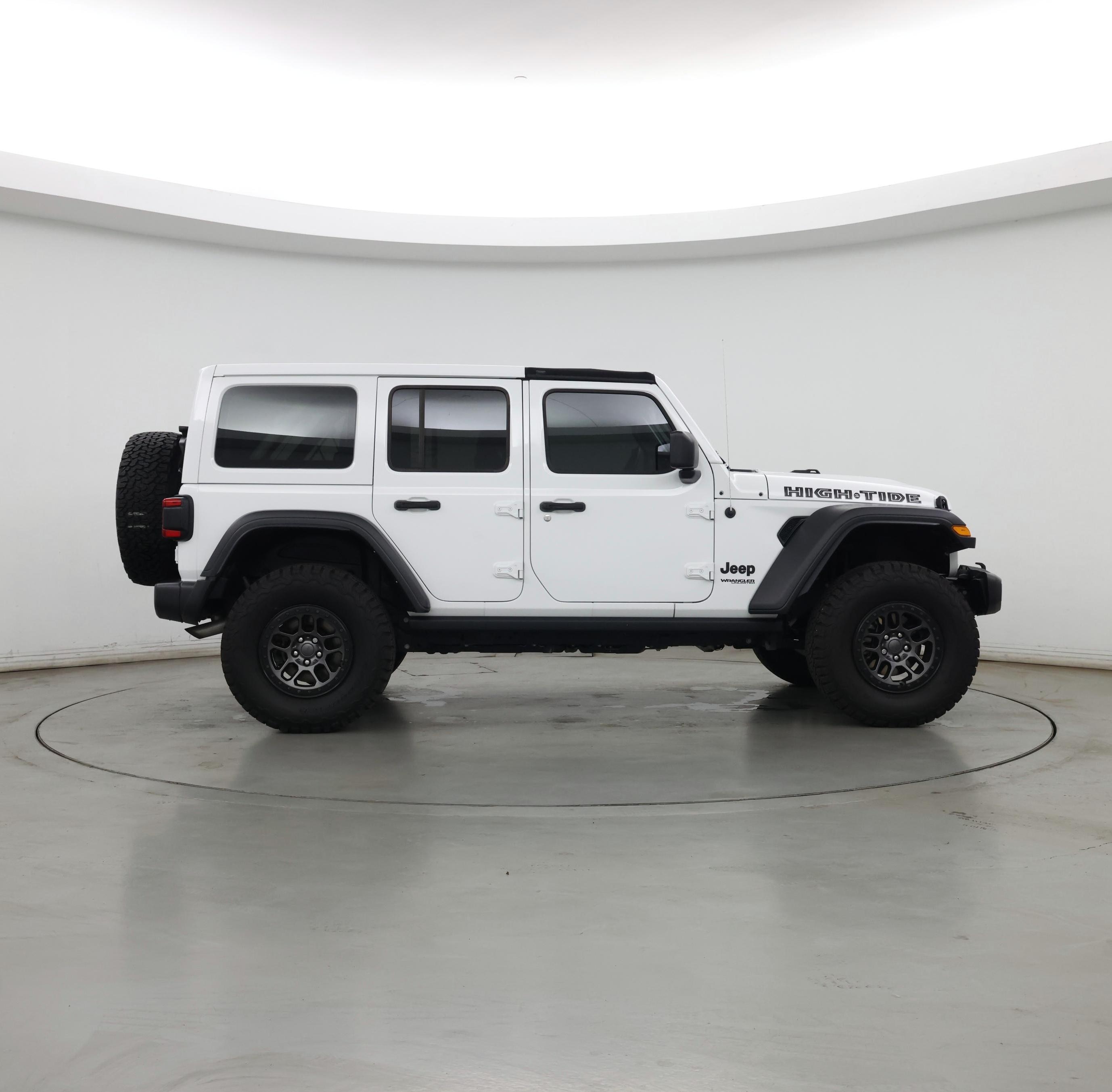 Thumbnail: 2022 Jeep Wrangler - 7