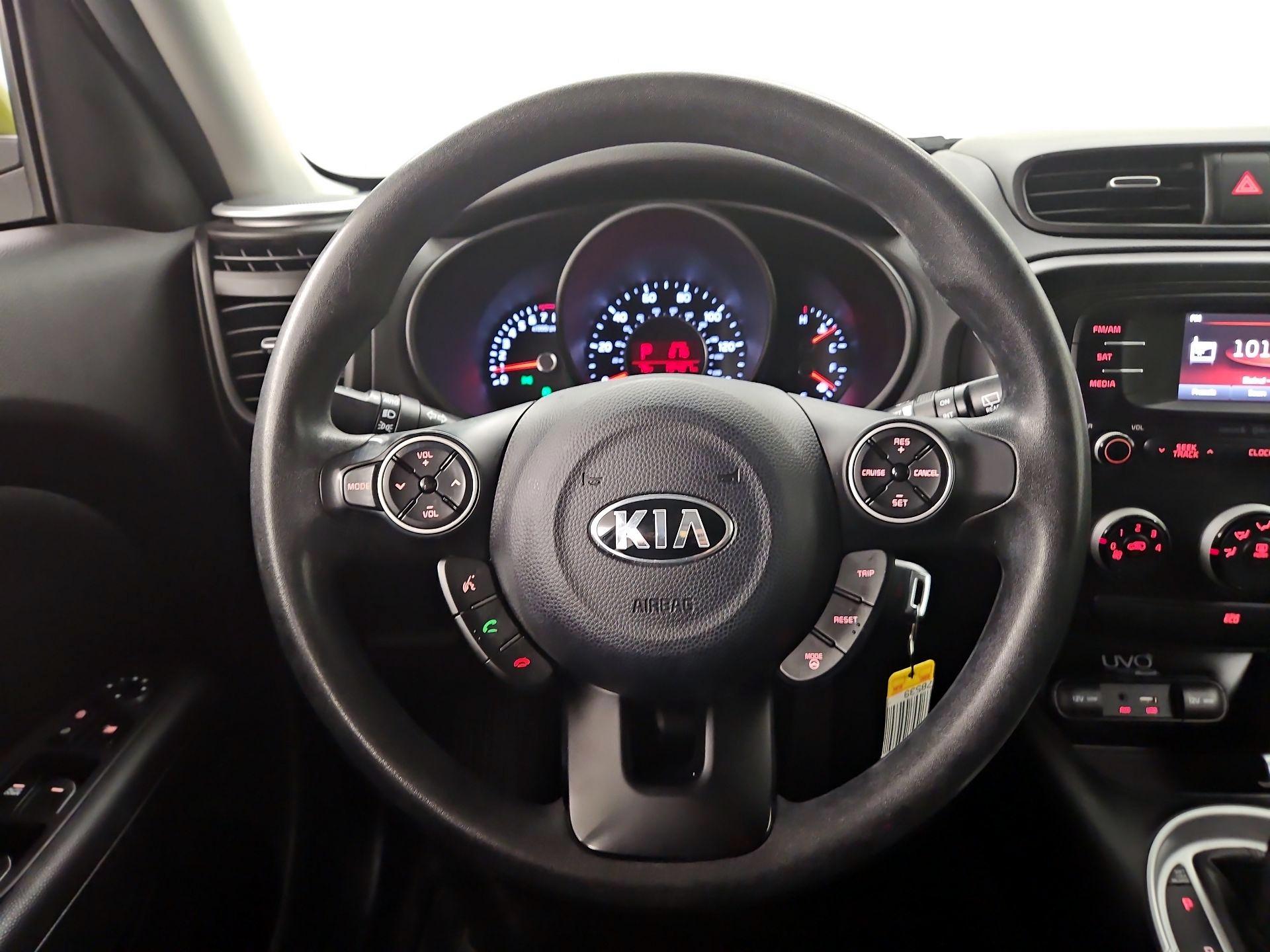 Thumbnail: 2015 Kia Soul - 10