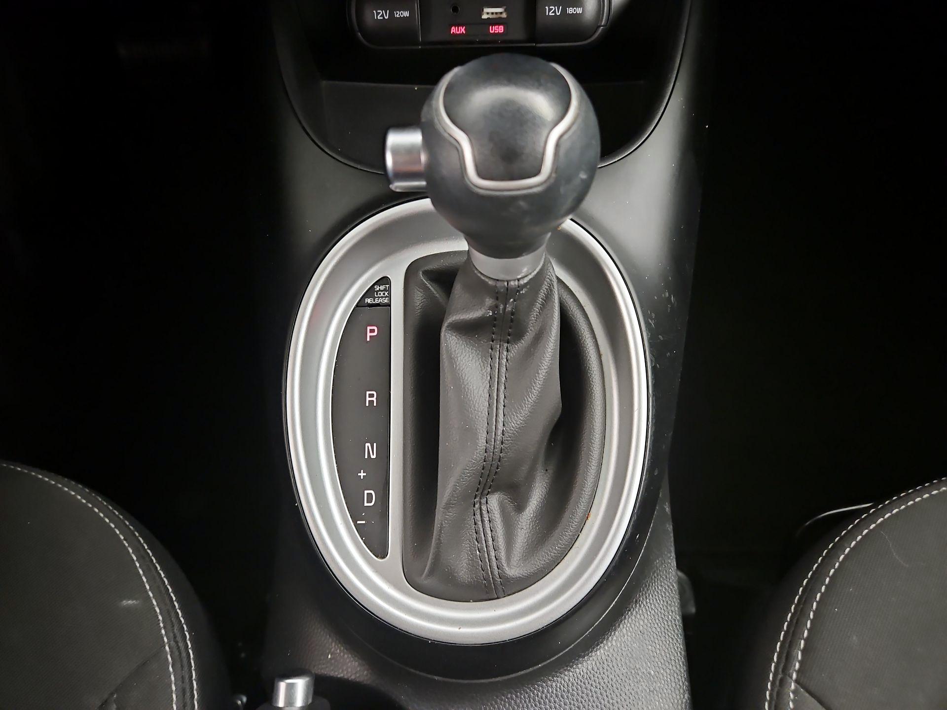 Thumbnail: 2015 Kia Soul - 17