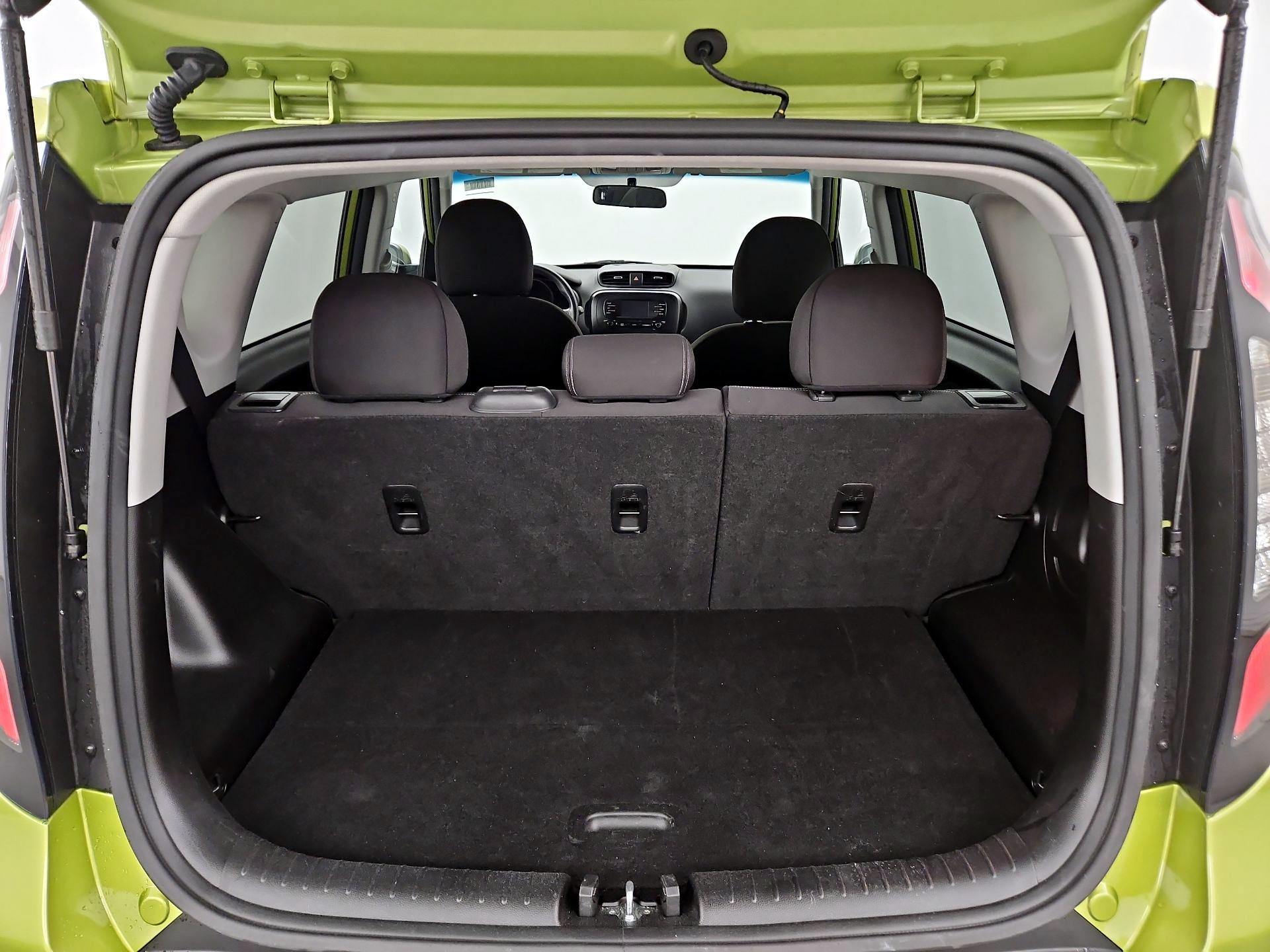 Thumbnail: 2015 Kia Soul - 20