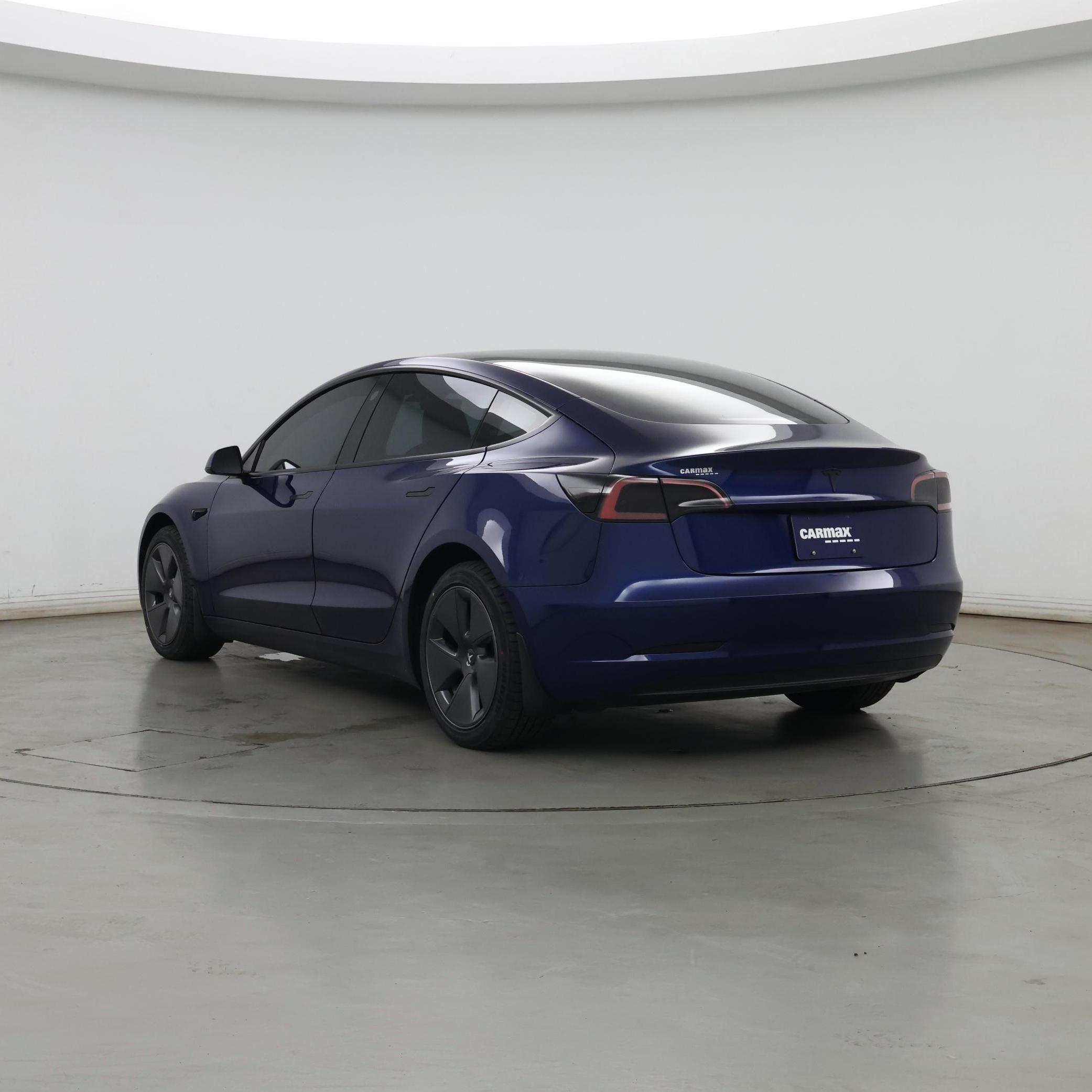 Thumbnail: 2023 Tesla Model 3 - 2