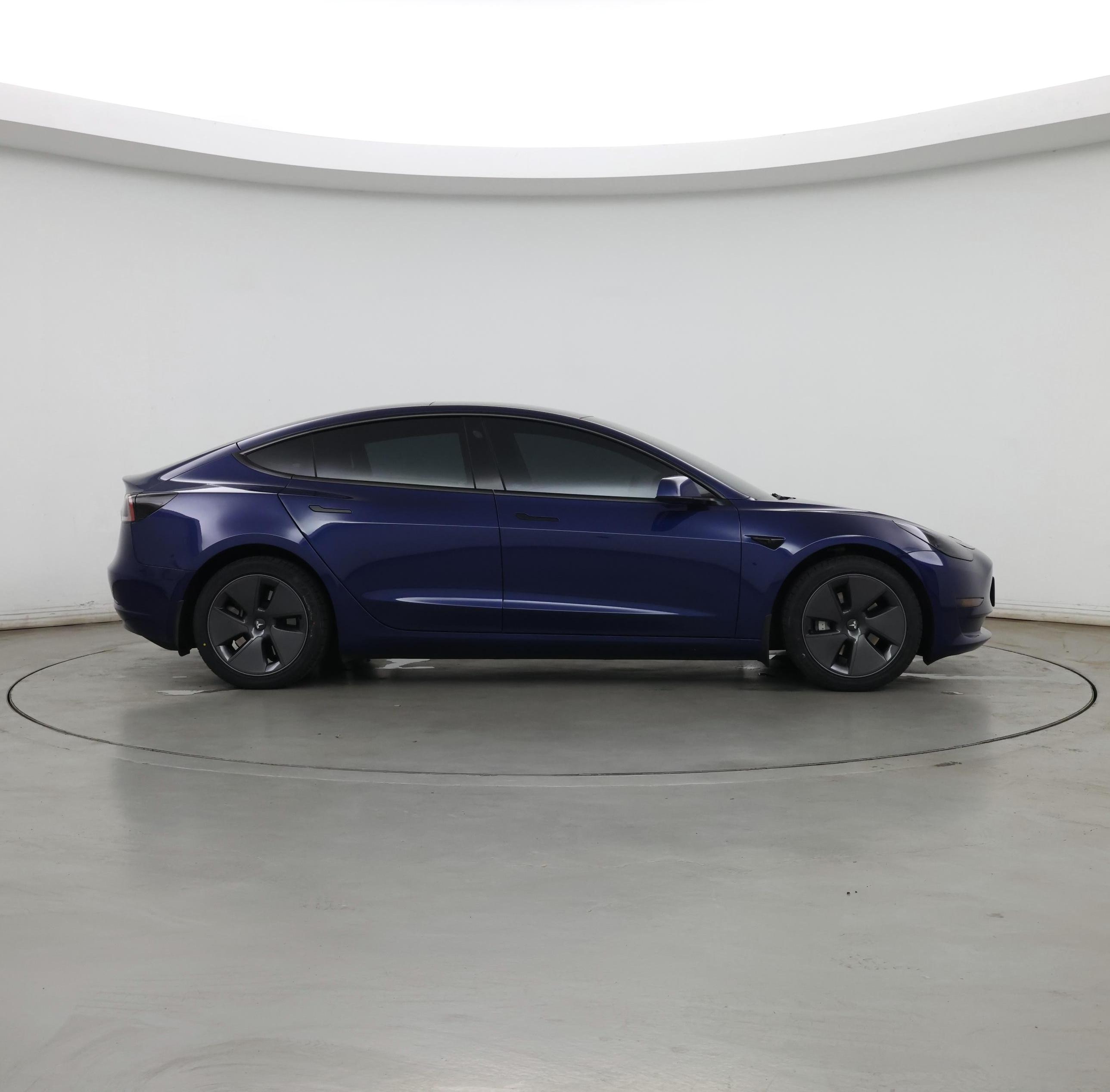 Thumbnail: 2023 Tesla Model 3 - 7