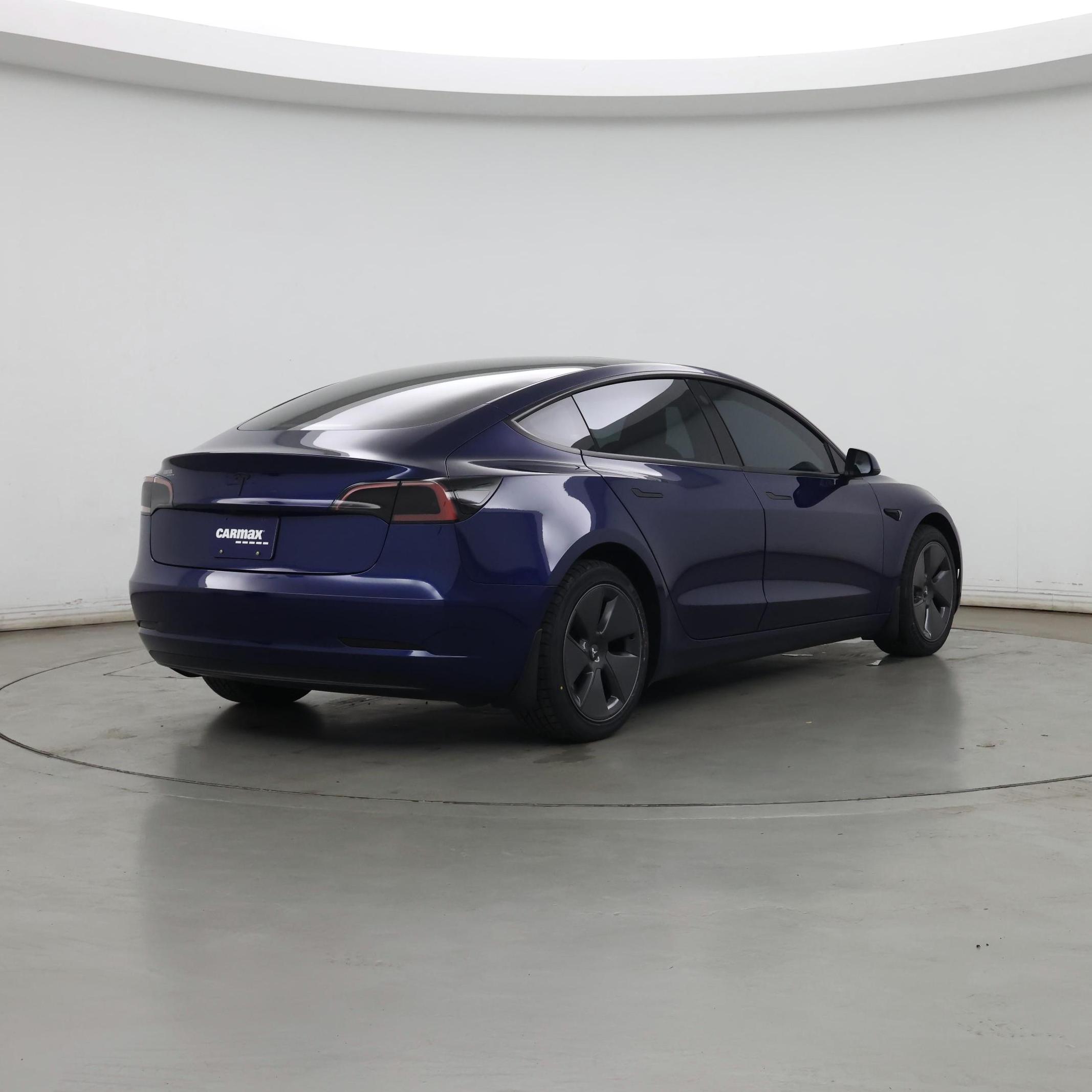 Thumbnail: 2023 Tesla Model 3 - 8