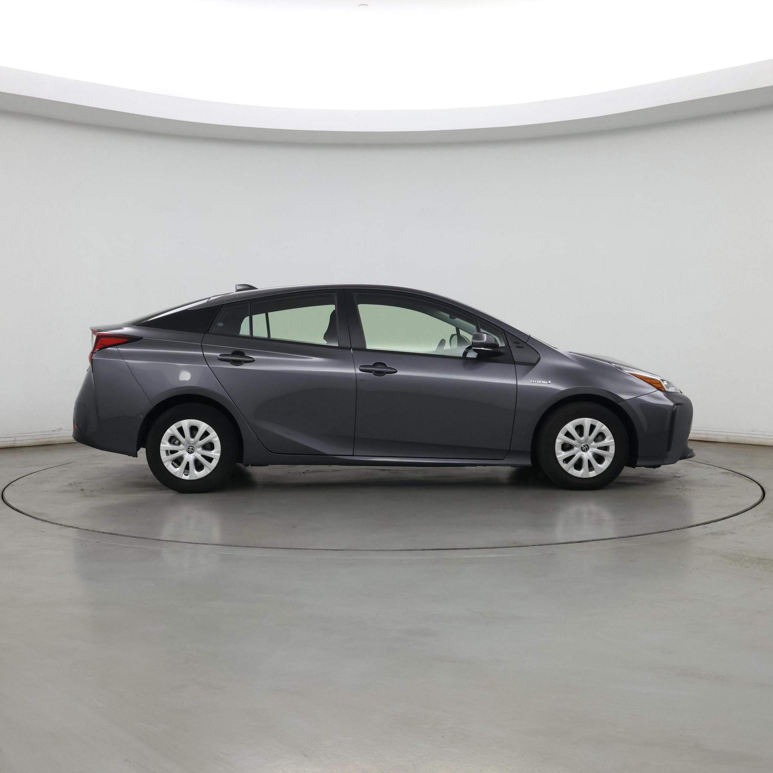 Thumbnail: 2021 Toyota Prius - 7