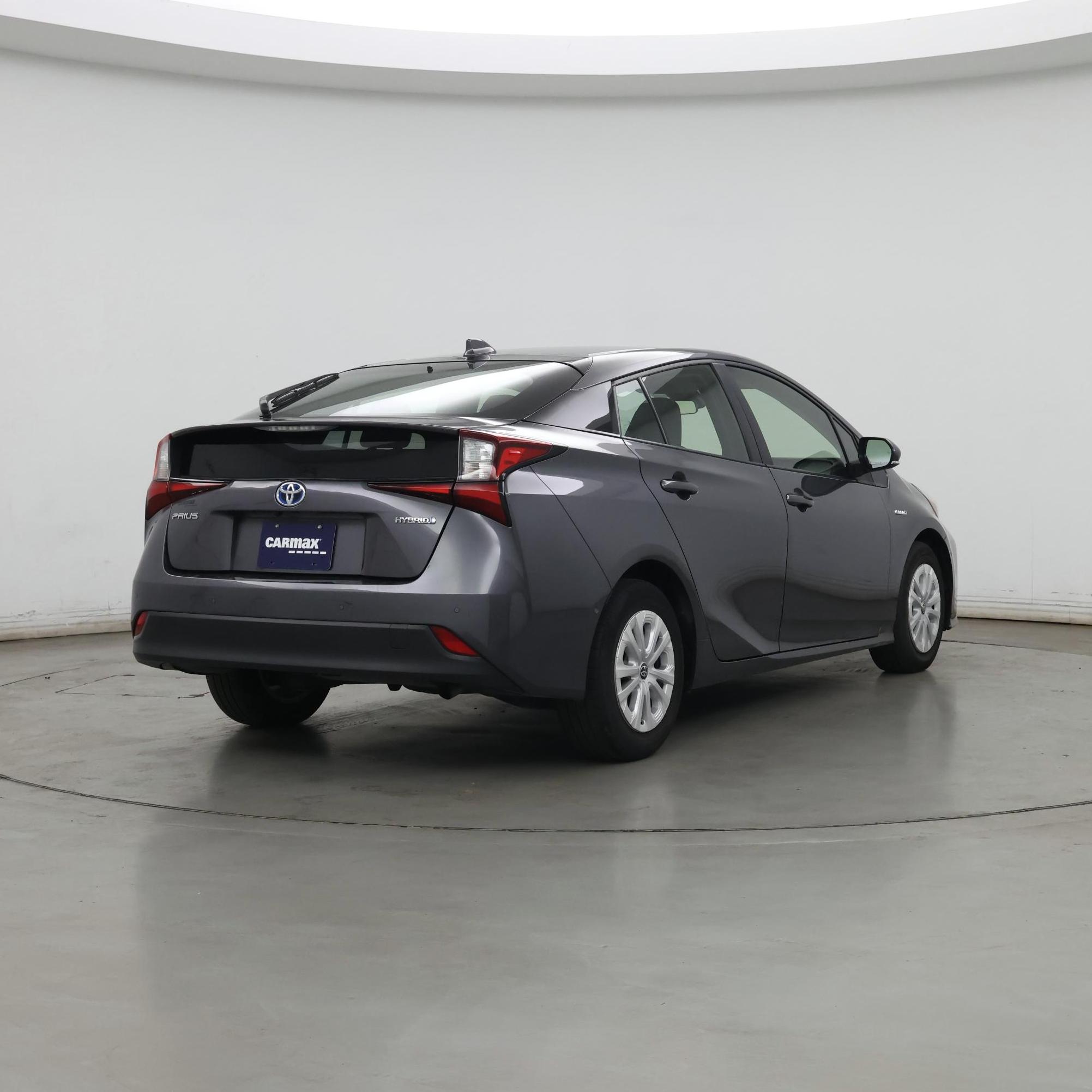 Thumbnail: 2021 Toyota Prius - 8