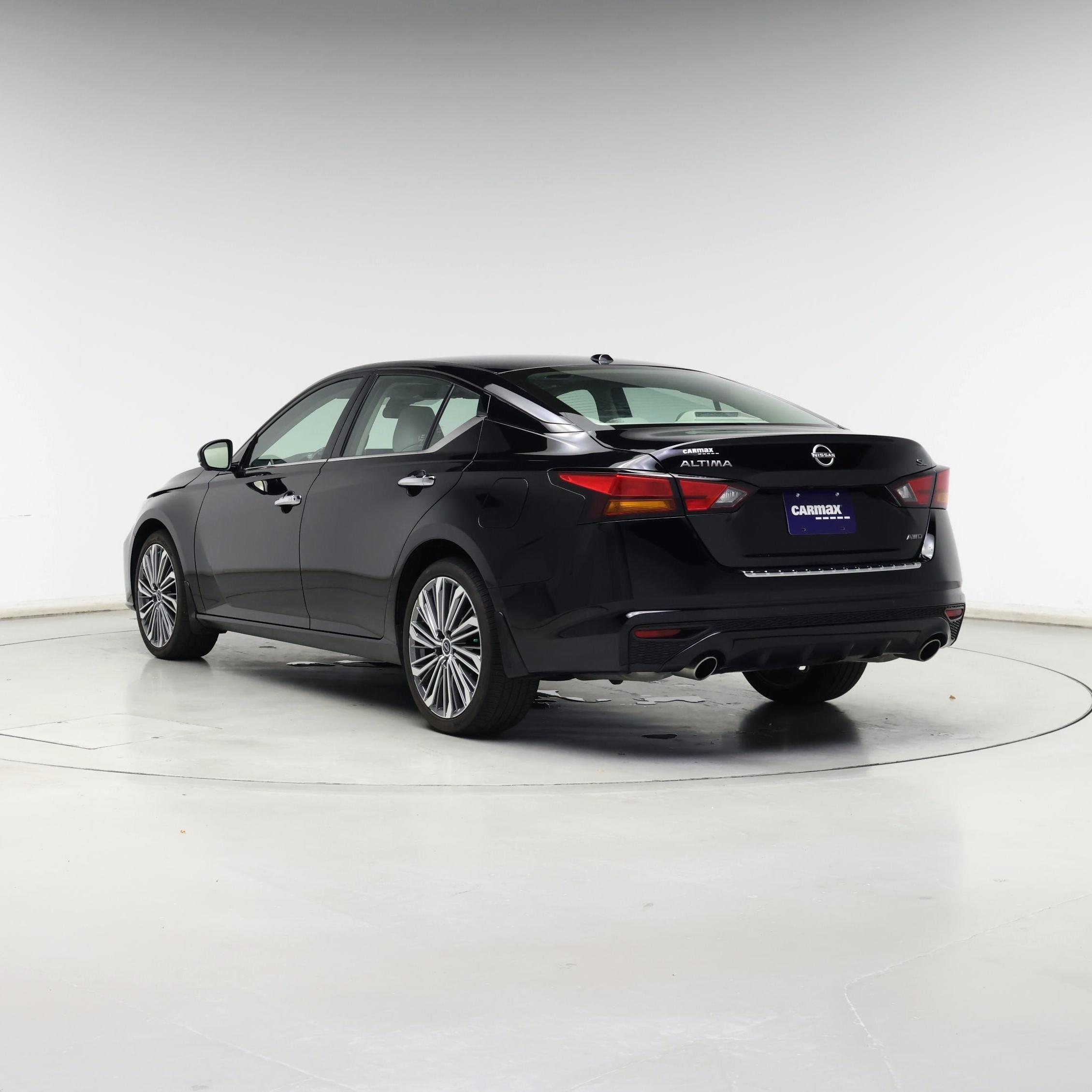 Thumbnail: 2023 Nissan Altima - 2