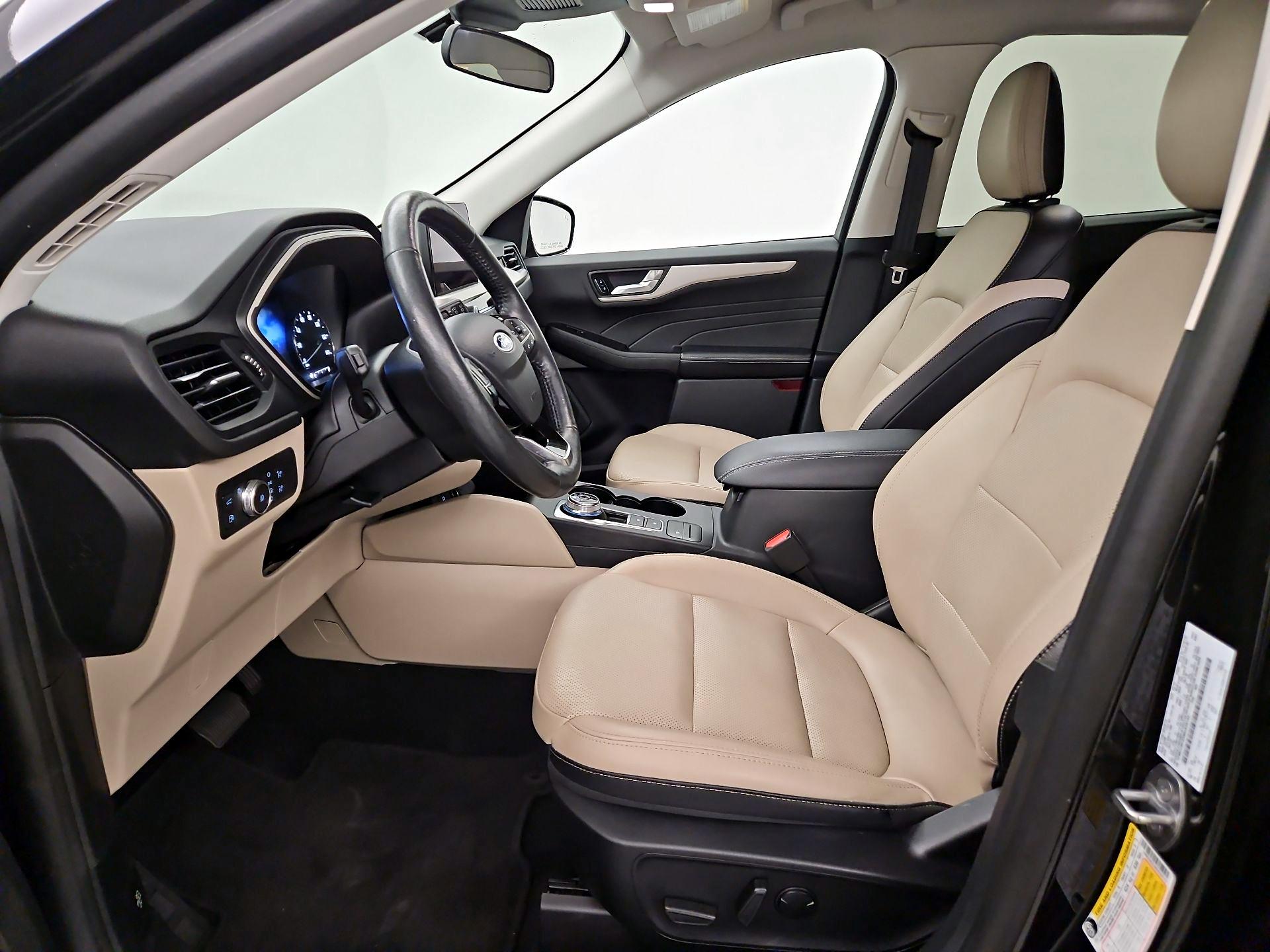 Thumbnail: 2021 Ford Escape - 11