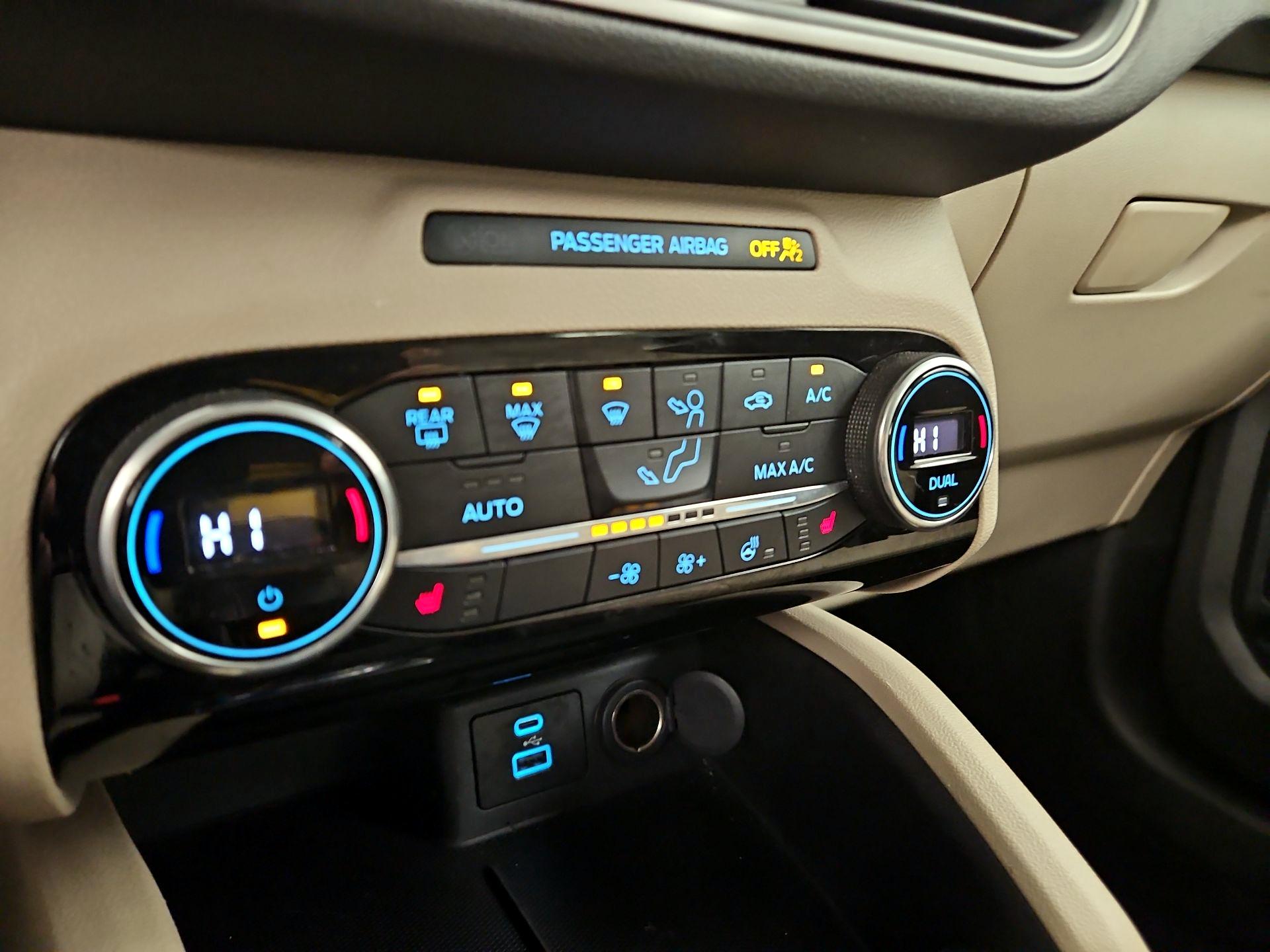 Thumbnail: 2021 Ford Escape - 16