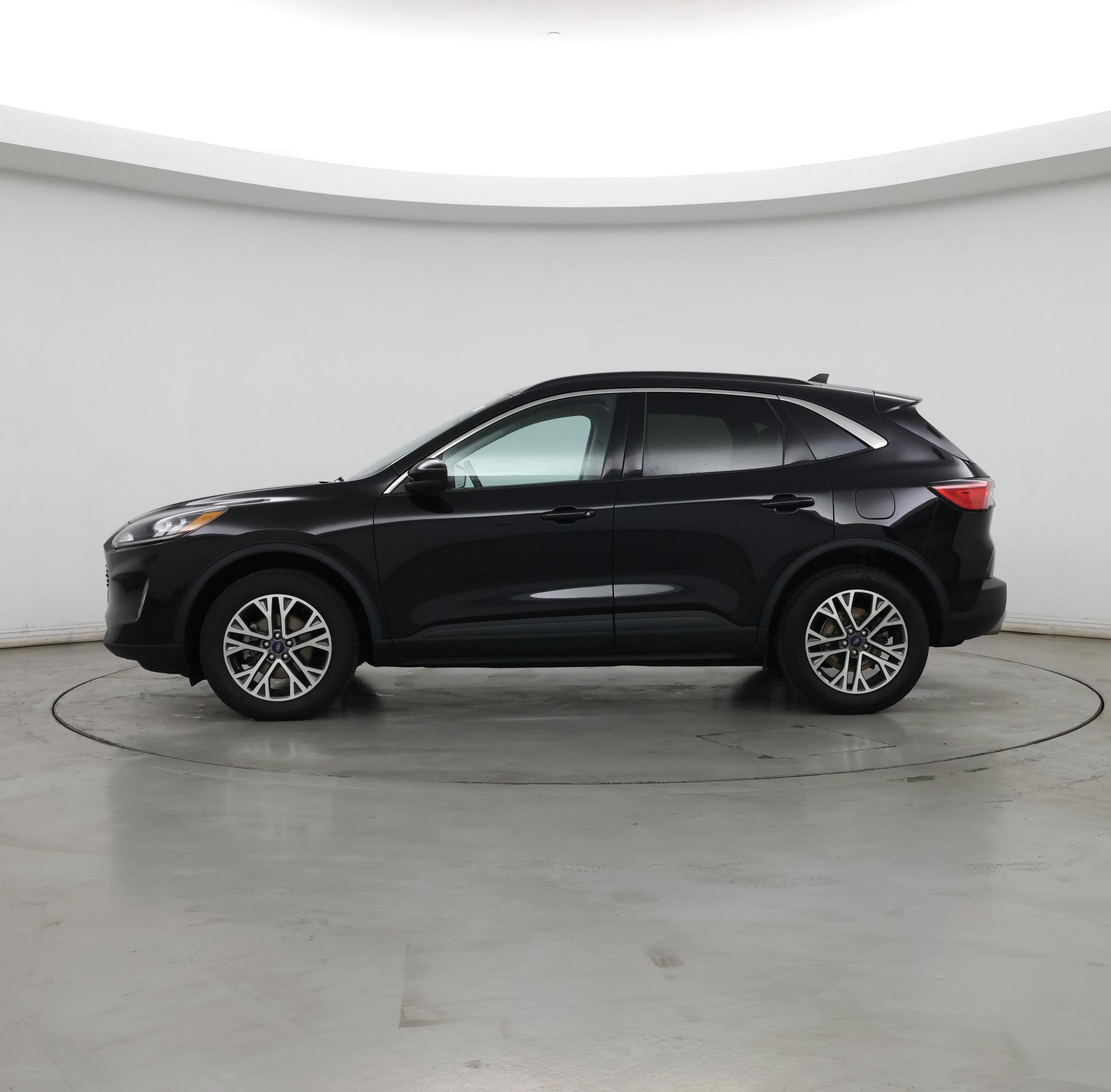 Thumbnail: 2021 Ford Escape - 3