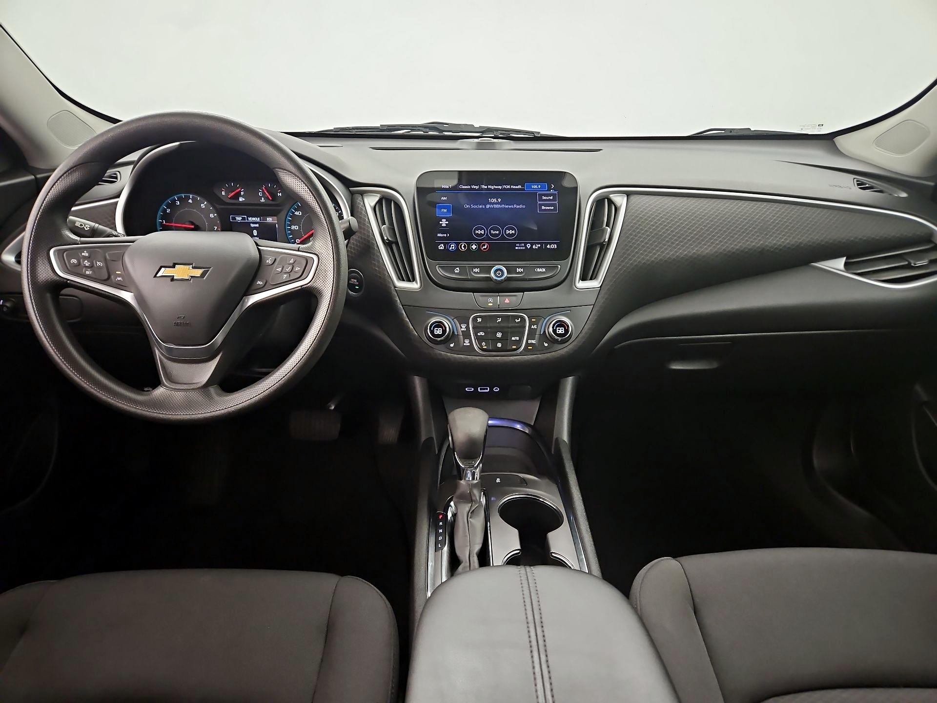 Thumbnail: 2023 Chevrolet Malibu - 9