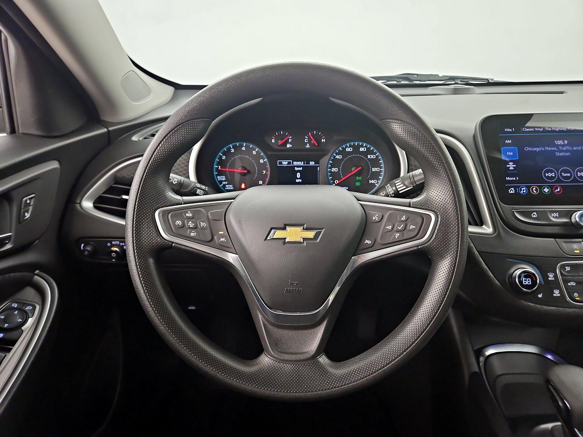 Thumbnail: 2023 Chevrolet Malibu - 10