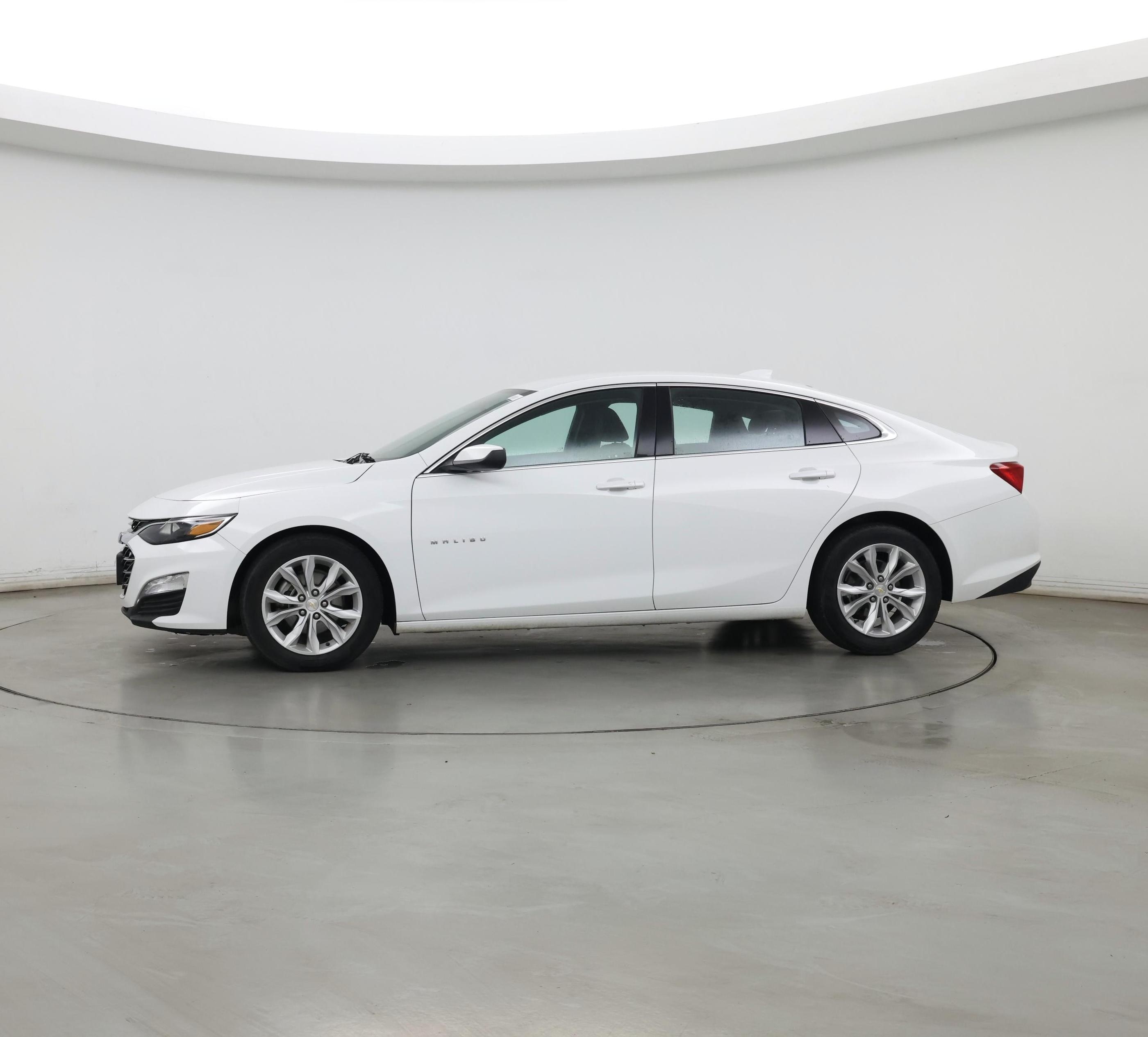 Thumbnail: 2023 Chevrolet Malibu - 3