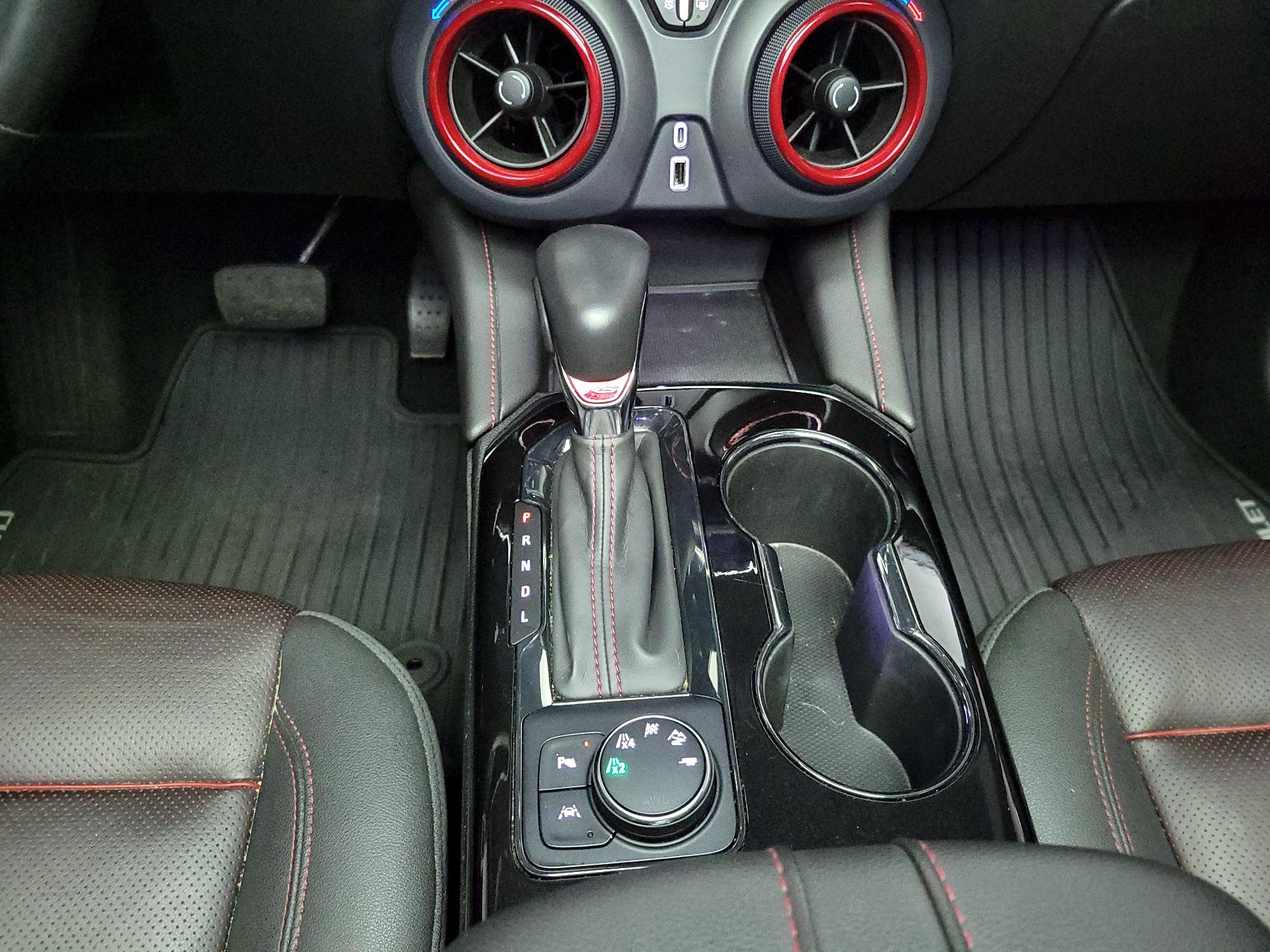 Thumbnail: 2022 Chevrolet Blazer - 17