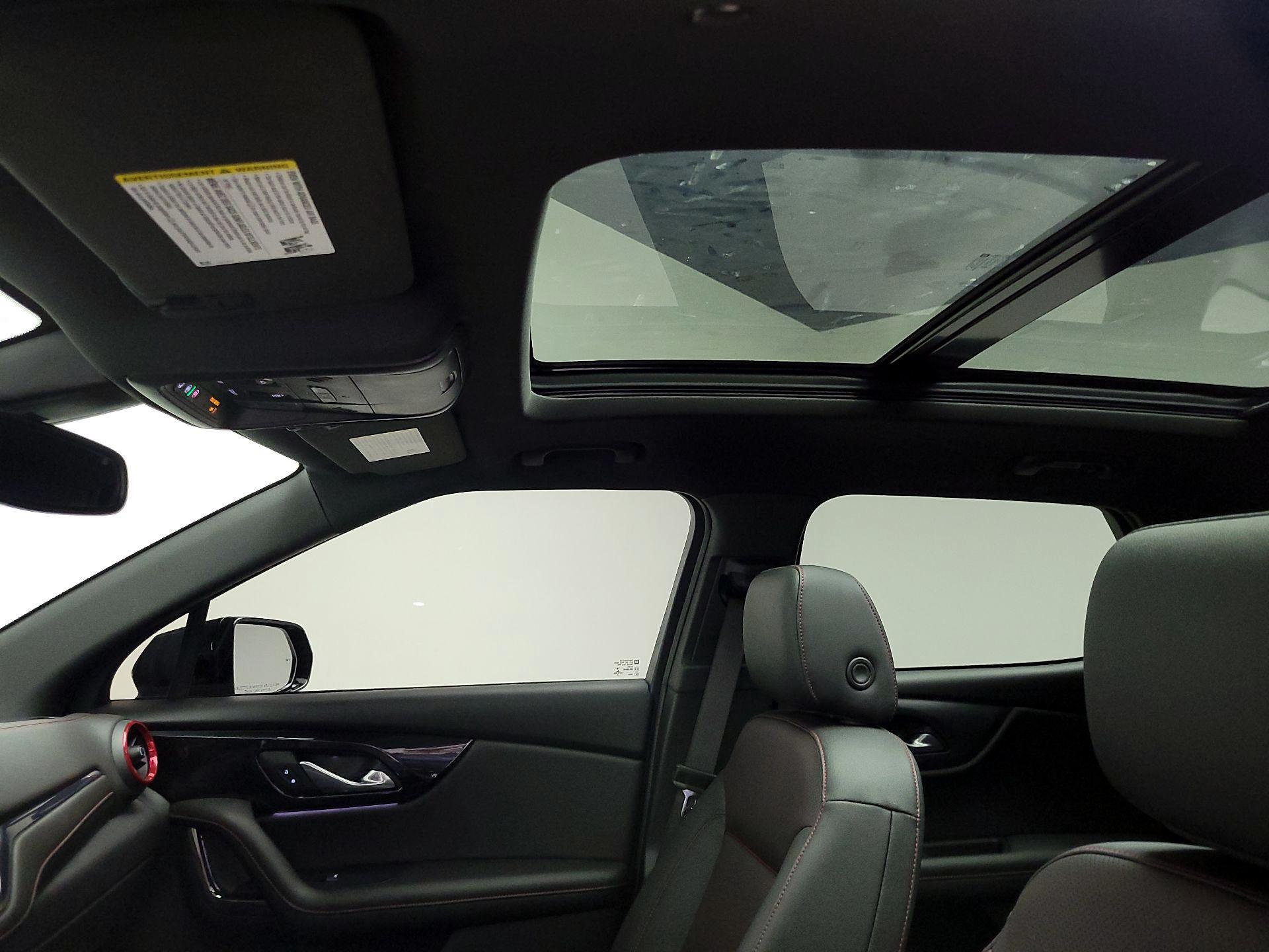 Thumbnail: 2022 Chevrolet Blazer - 19