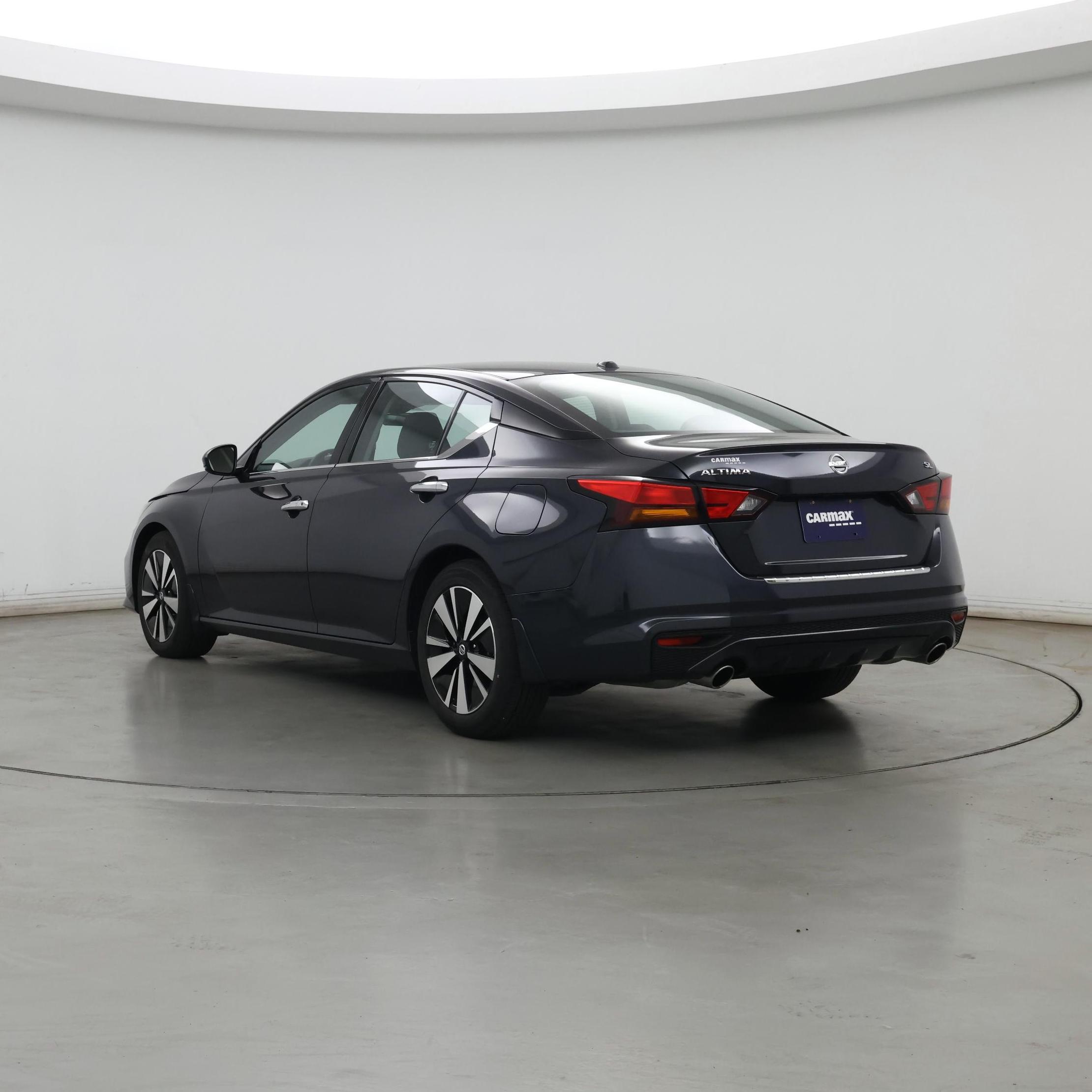 Thumbnail: 2022 Nissan Altima - 2