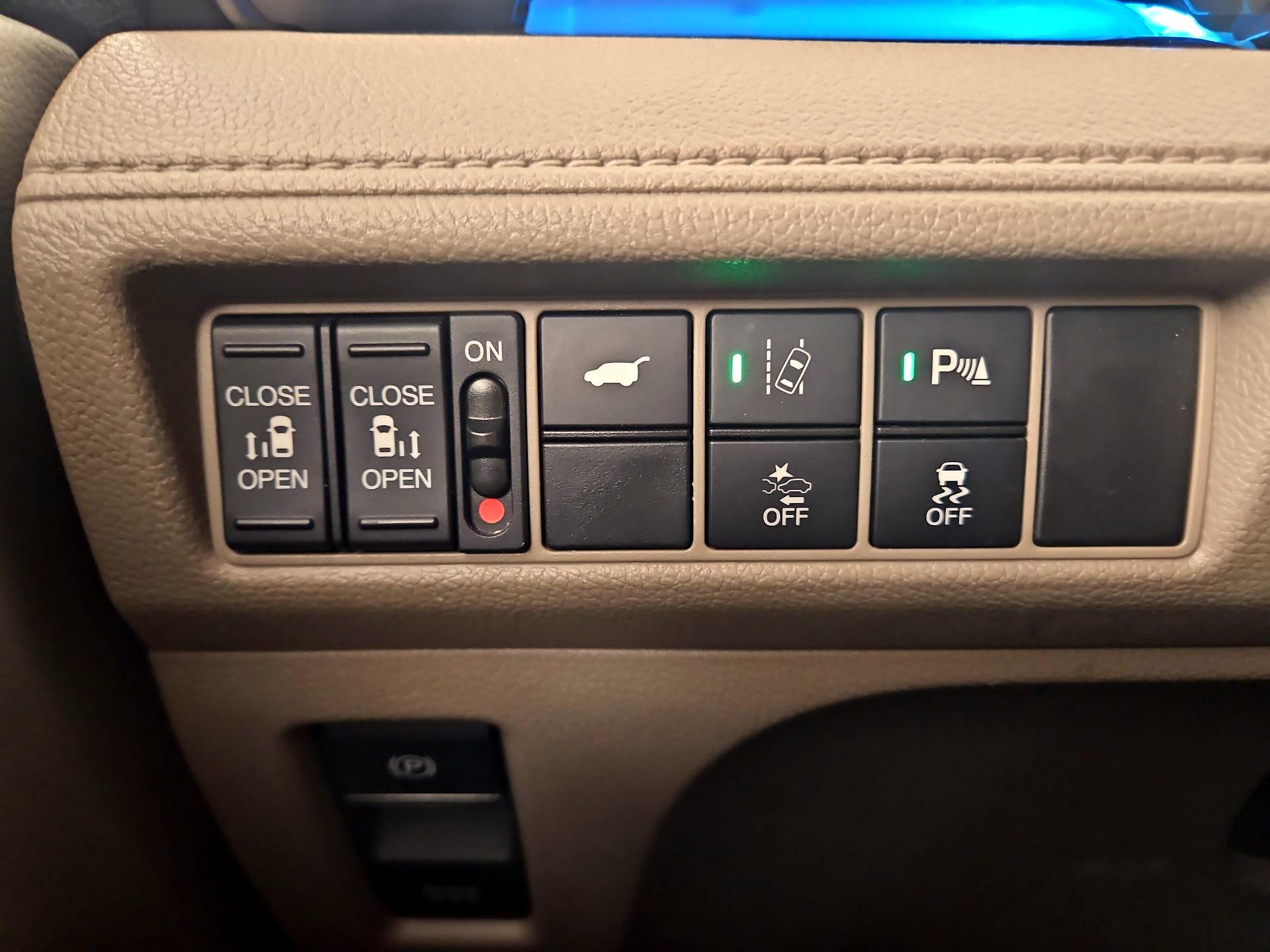 Thumbnail: 2020 Honda Odyssey - 13