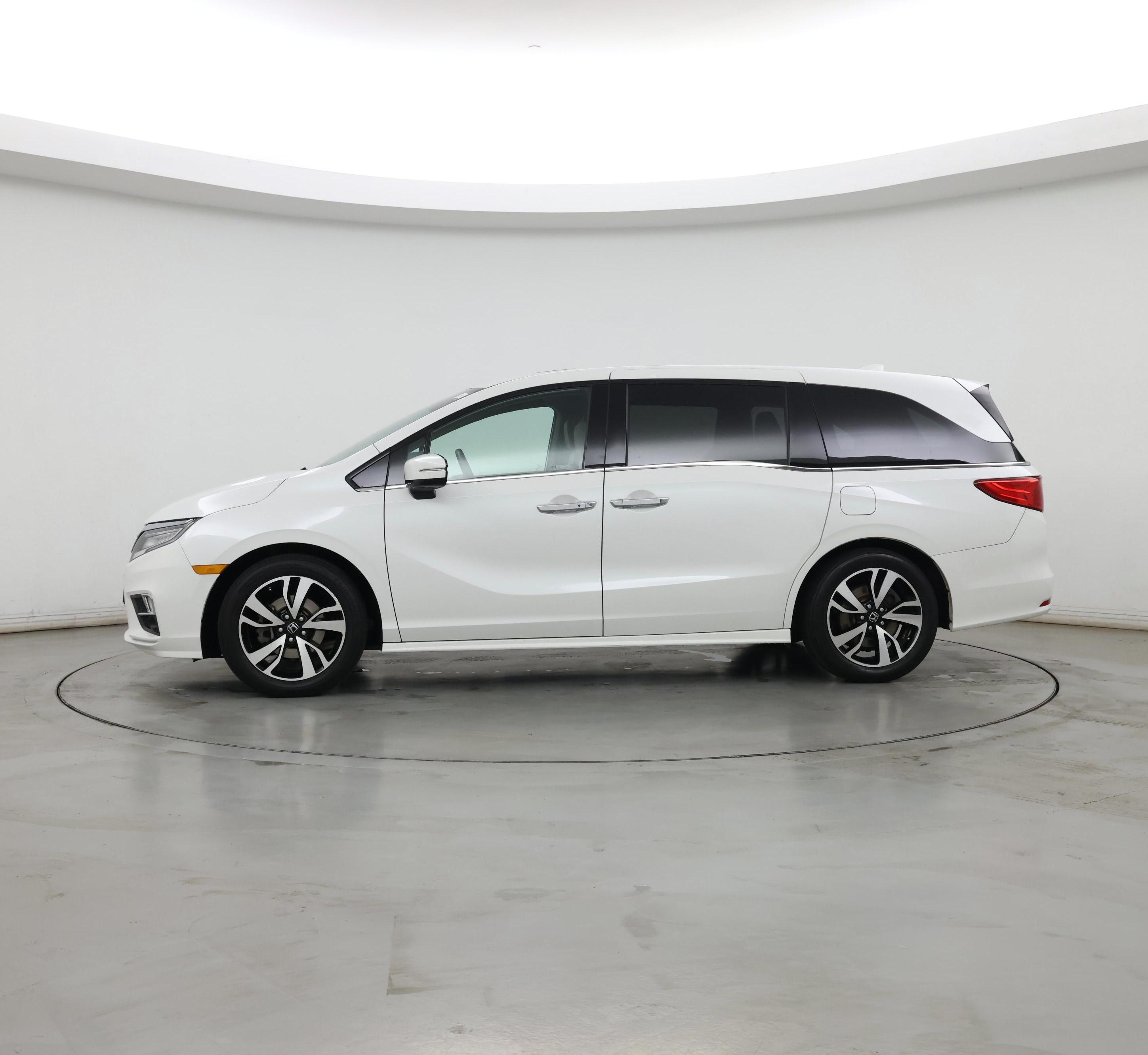 Thumbnail: 2020 Honda Odyssey - 3