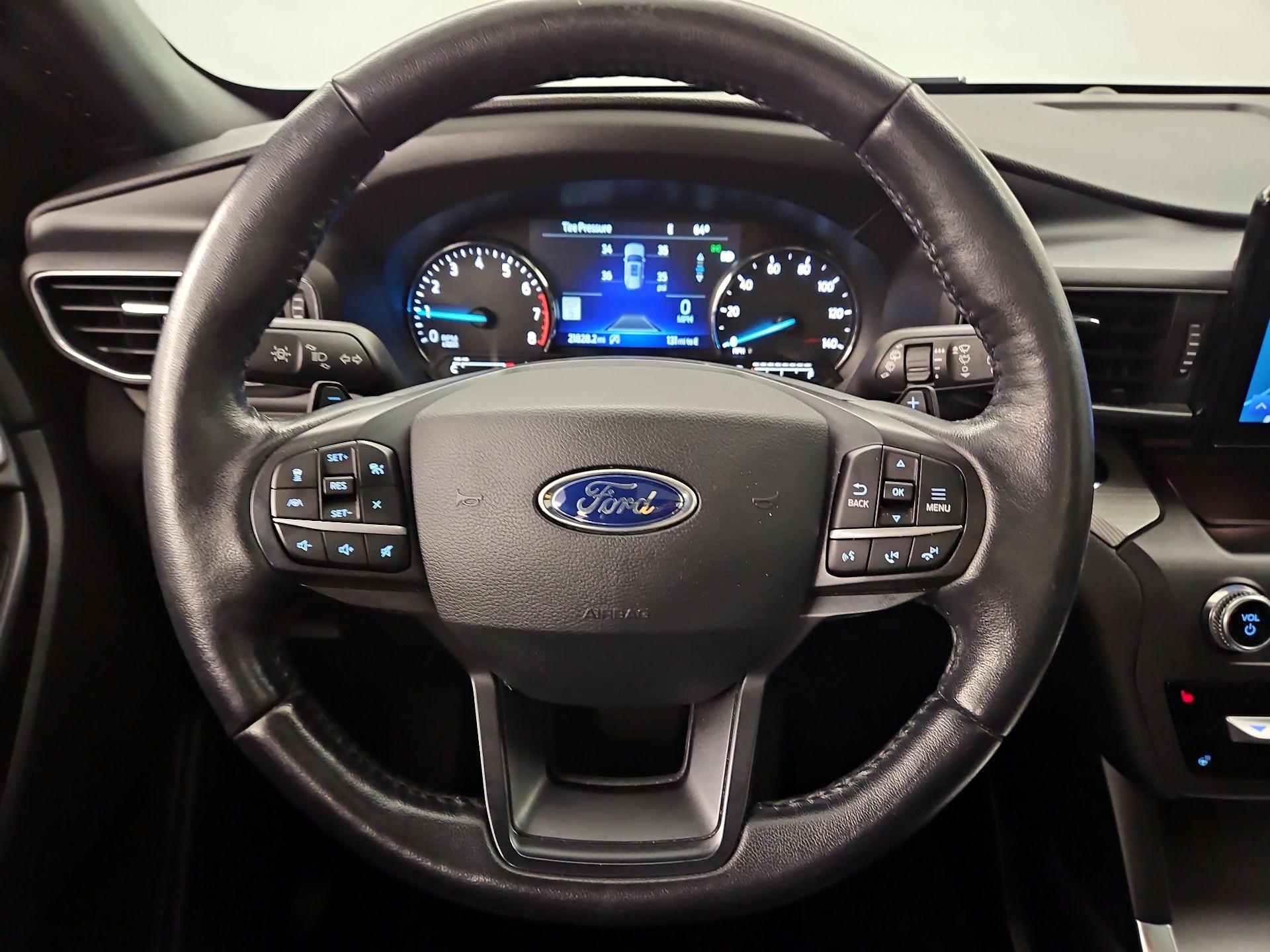 Thumbnail: 2020 Ford Explorer - 10