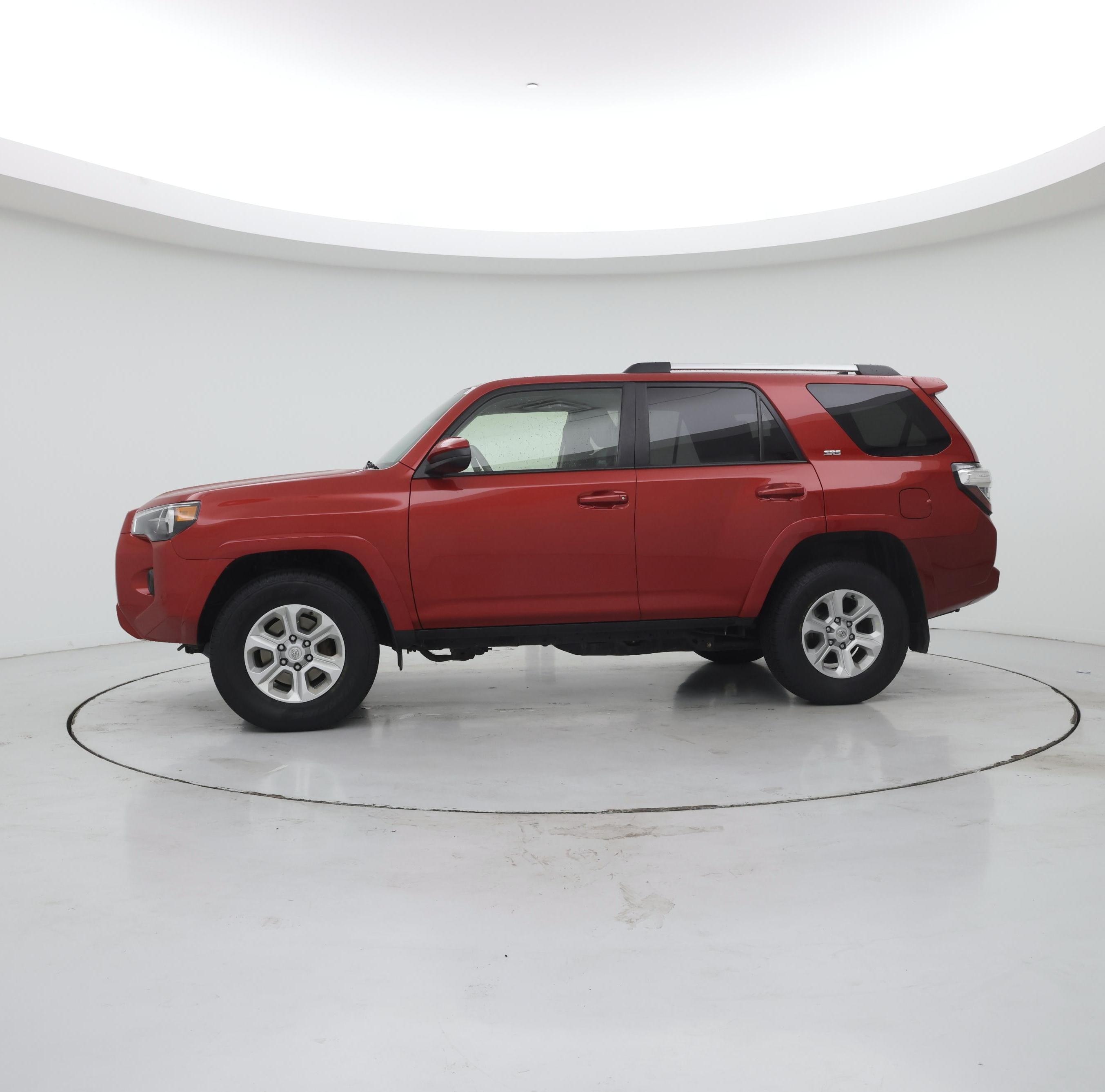 Thumbnail: 2022 Toyota 4Runner - 3