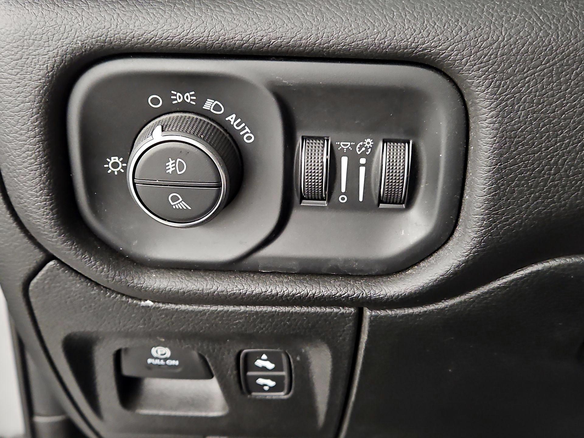 Thumbnail: 2023 RAM 1500 - 13