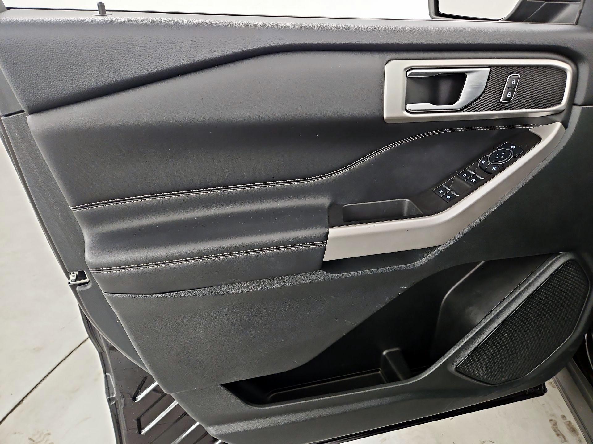 Thumbnail: 2023 Ford Explorer - 12