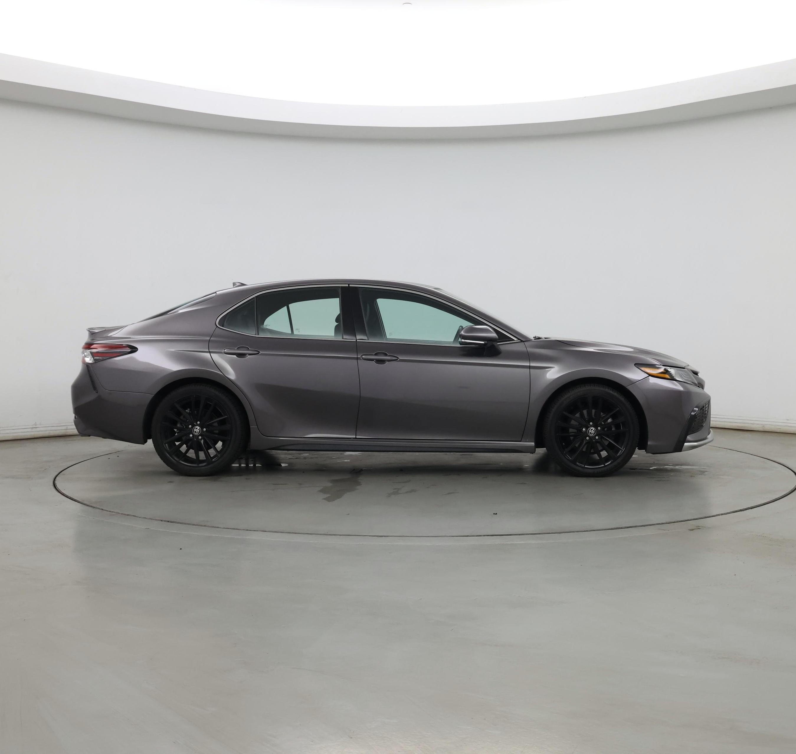 Thumbnail: 2021 Toyota Camry - 7