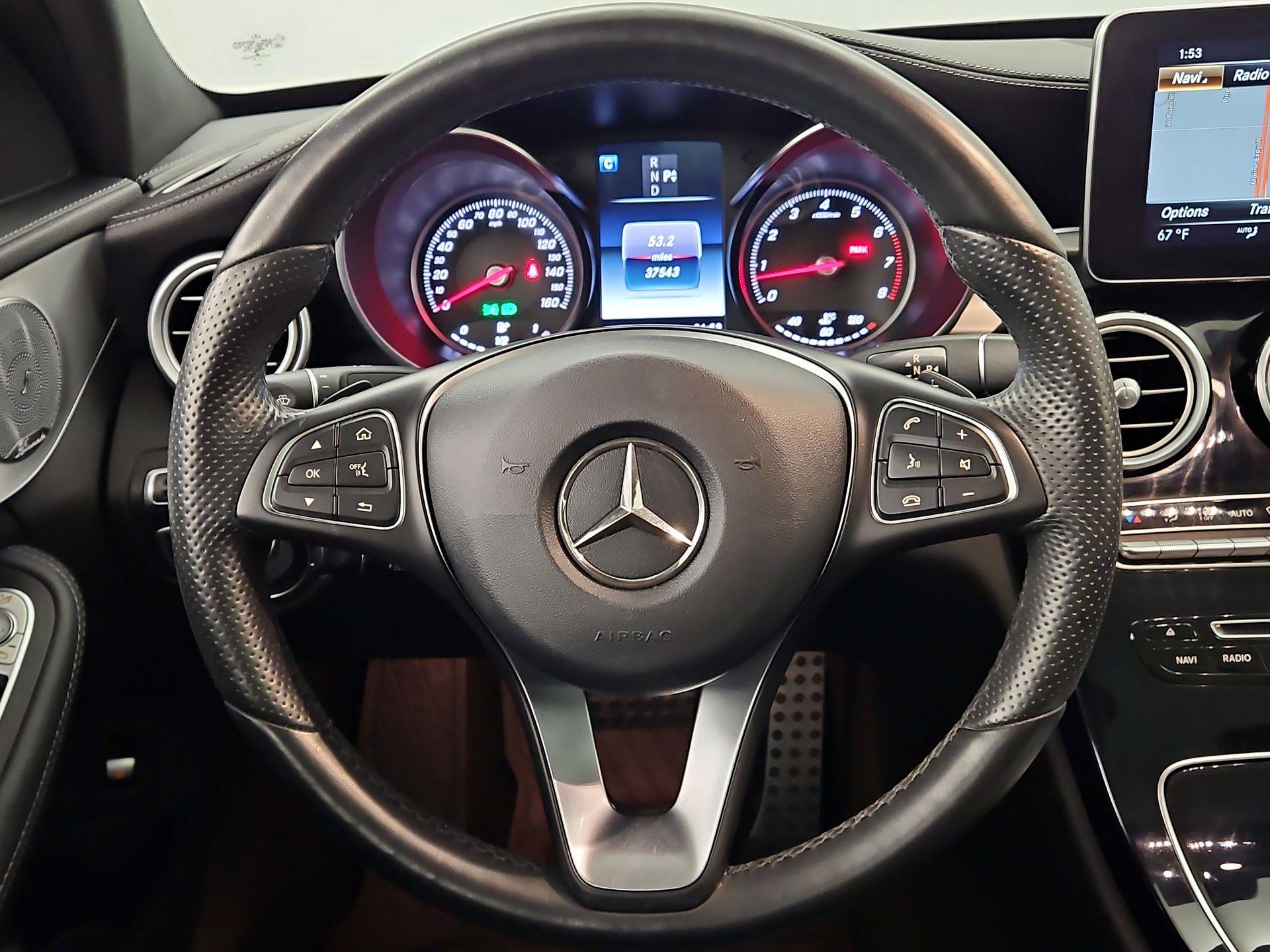 Thumbnail: 2016 Mercedes-Benz C-Class - 10