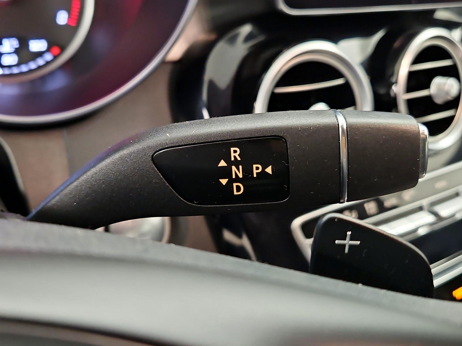 Thumbnail: 2016 Mercedes-Benz C-Class - 18