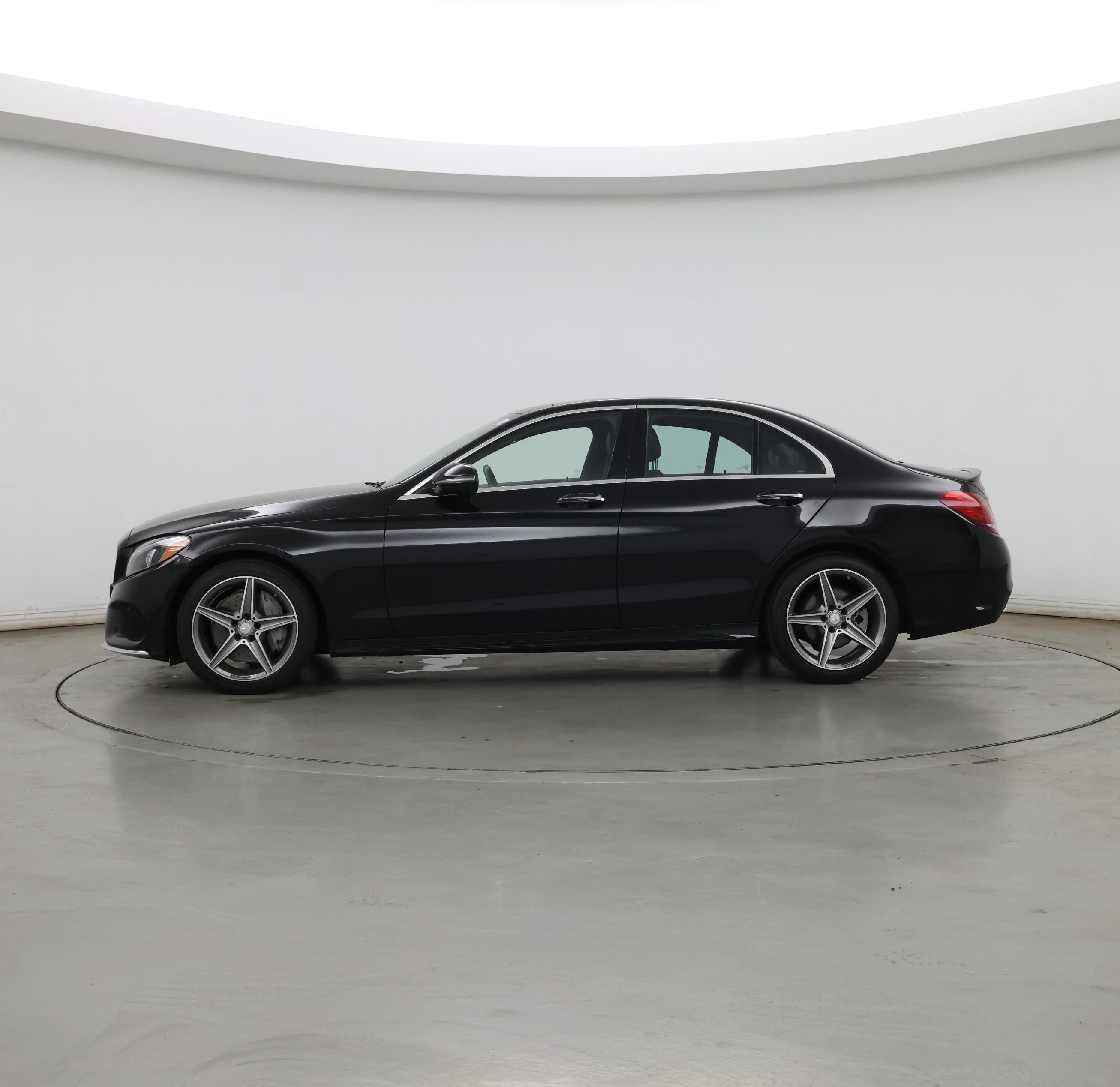Thumbnail: 2016 Mercedes-Benz C-Class - 3