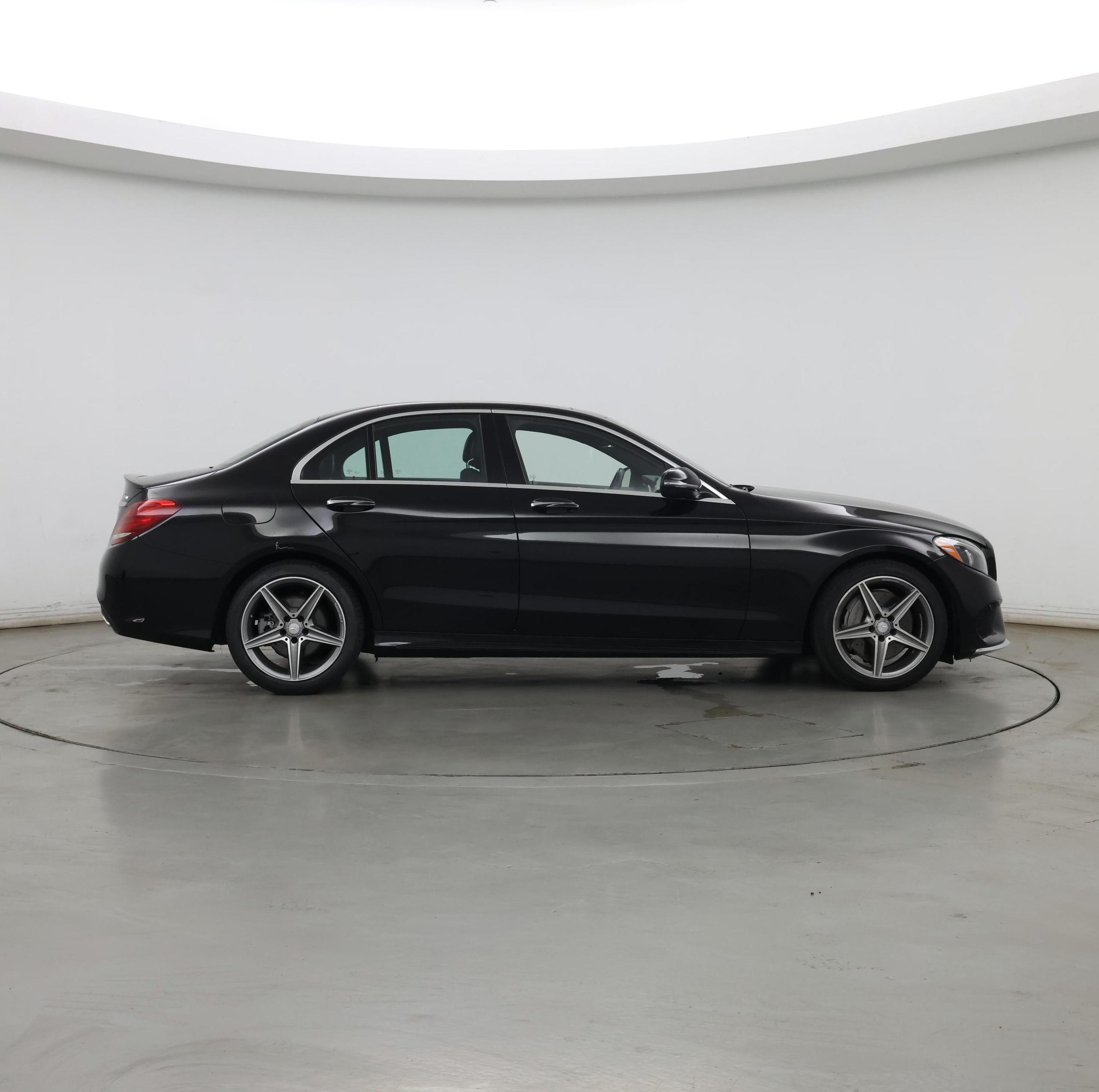 Thumbnail: 2016 Mercedes-Benz C-Class - 7