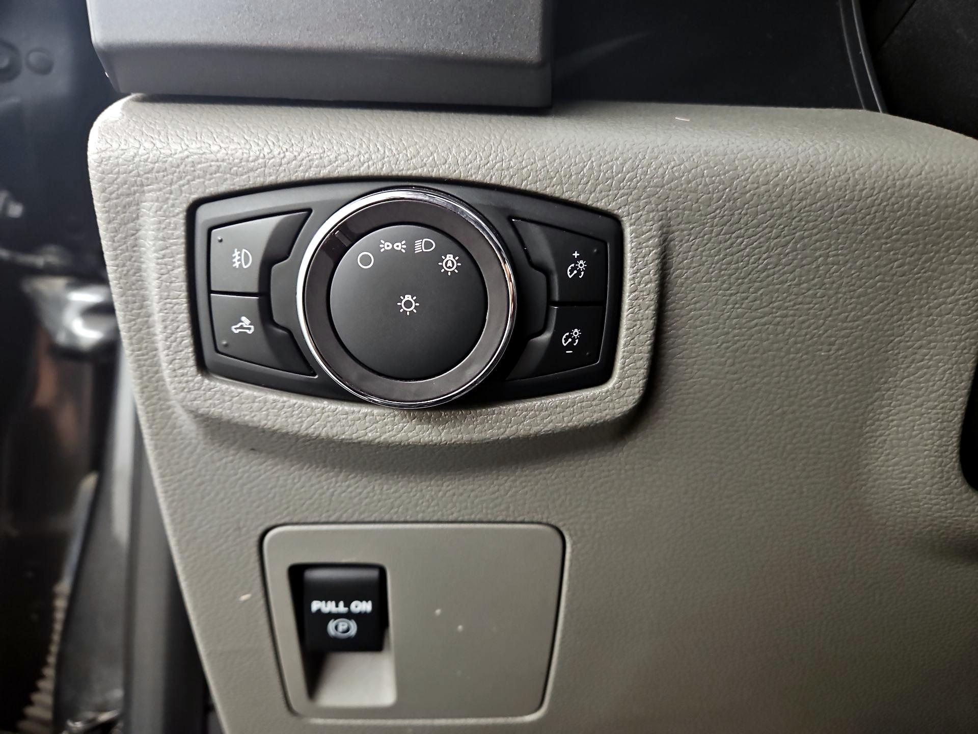 Thumbnail: 2019 Ford F-150 - 13
