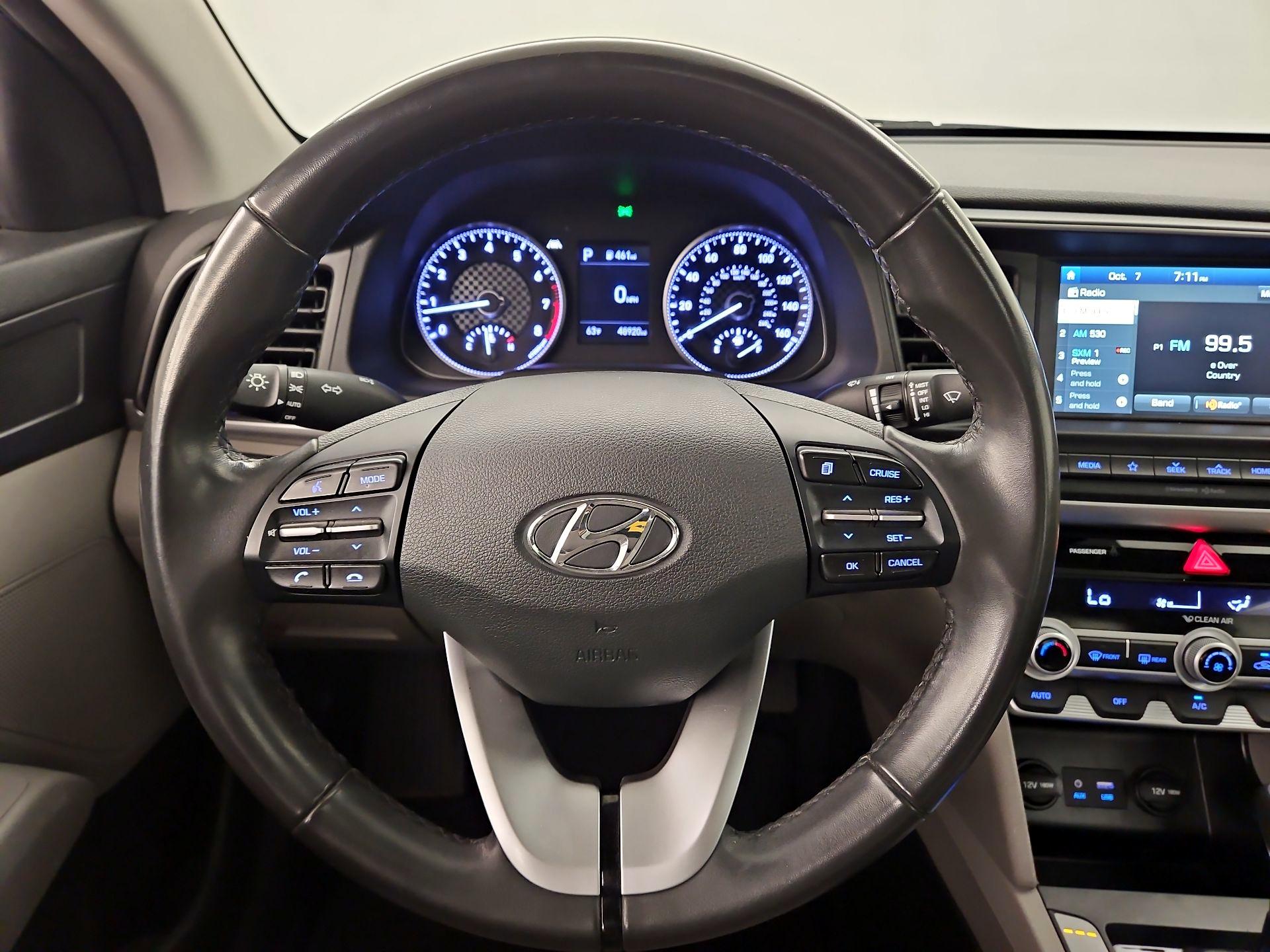 Thumbnail: 2020 Hyundai Elantra - 10