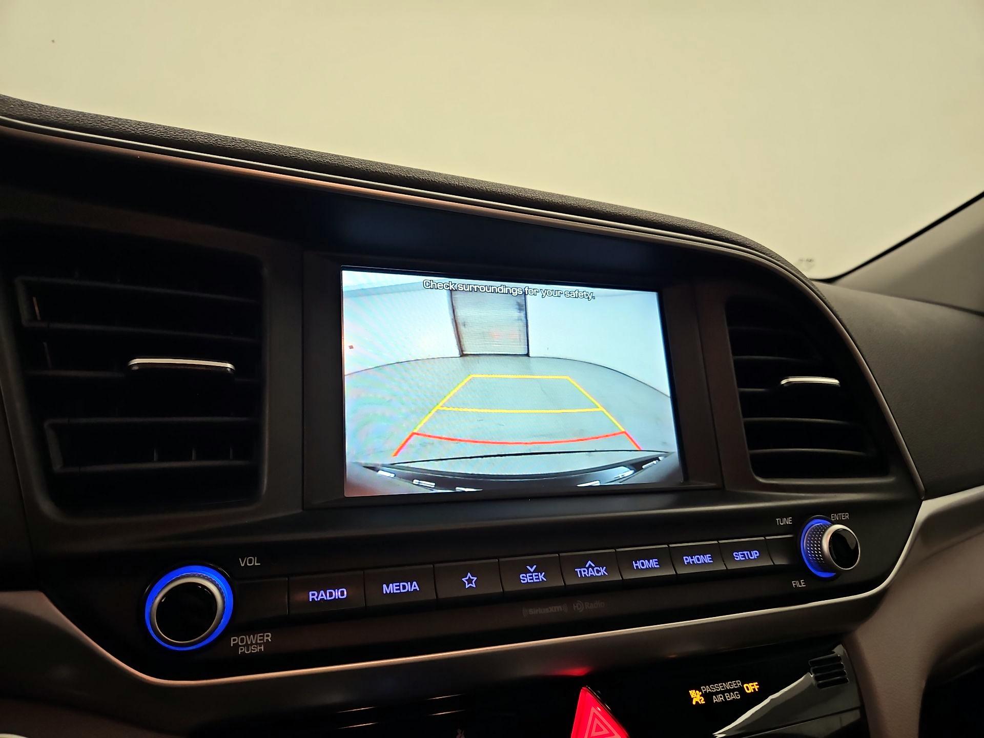 Thumbnail: 2020 Hyundai Elantra - 14