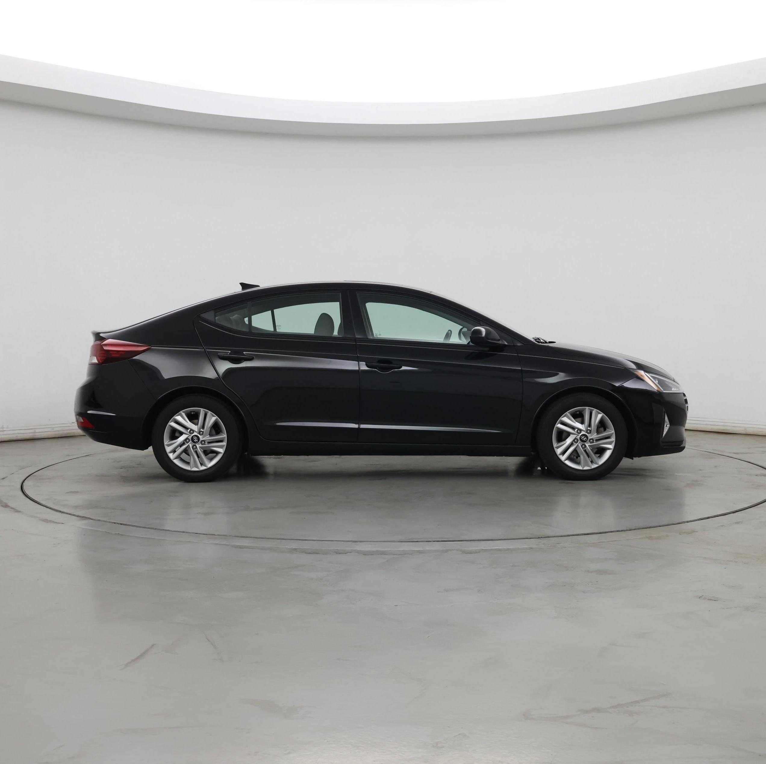 Thumbnail: 2020 Hyundai Elantra - 7