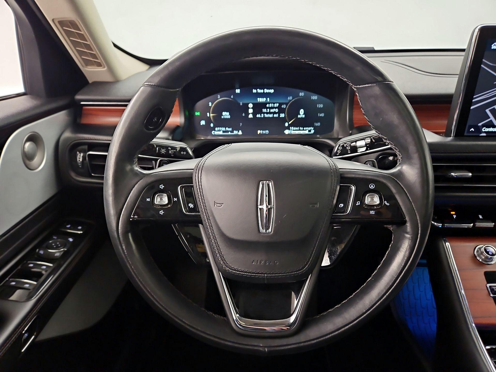 Thumbnail: 2021 Lincoln Aviator - 10