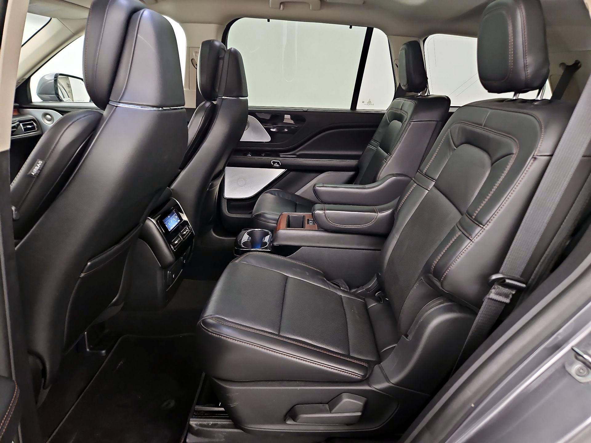 Thumbnail: 2021 Lincoln Aviator - 20