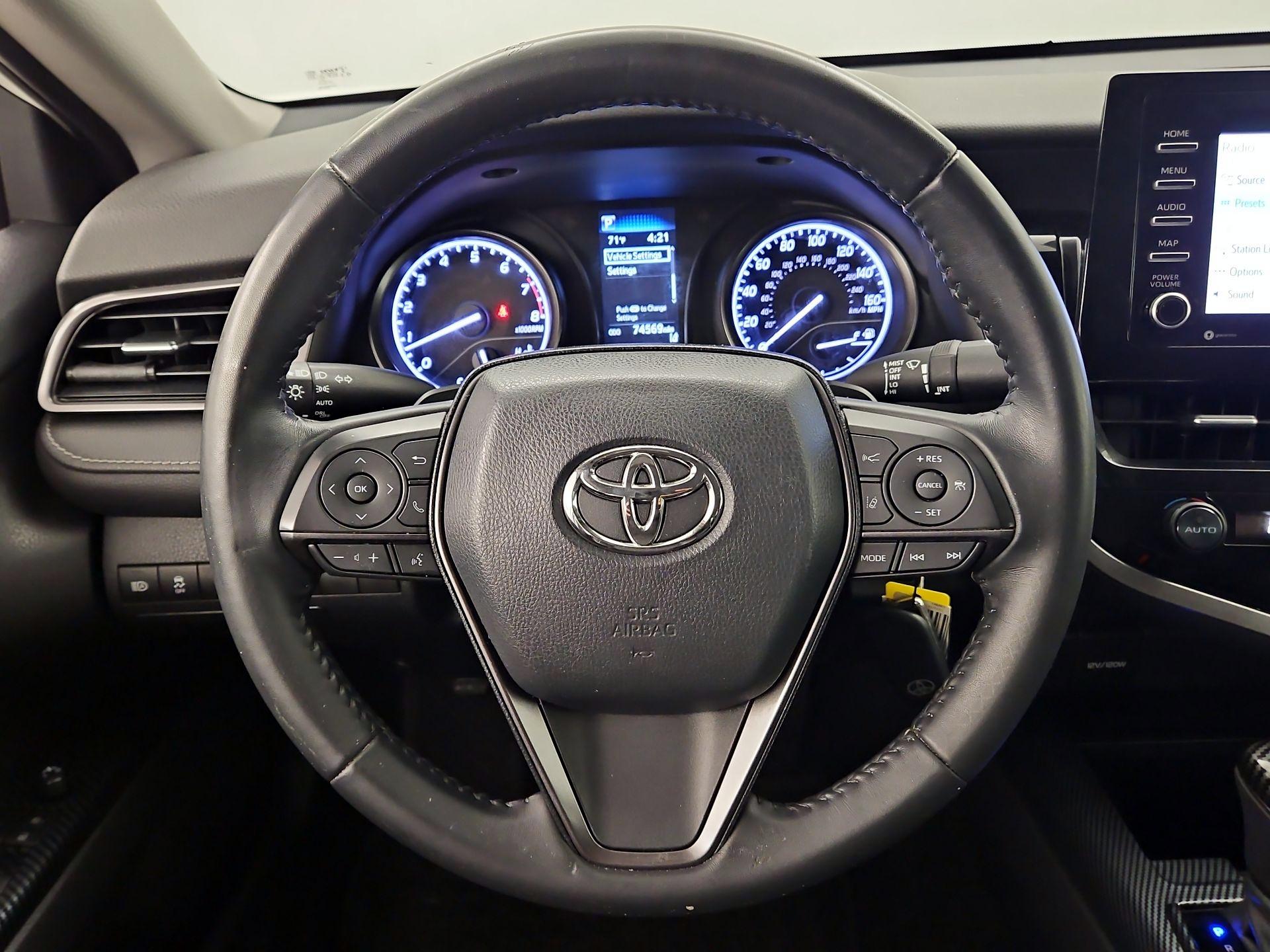 Thumbnail: 2021 Toyota Camry - 10