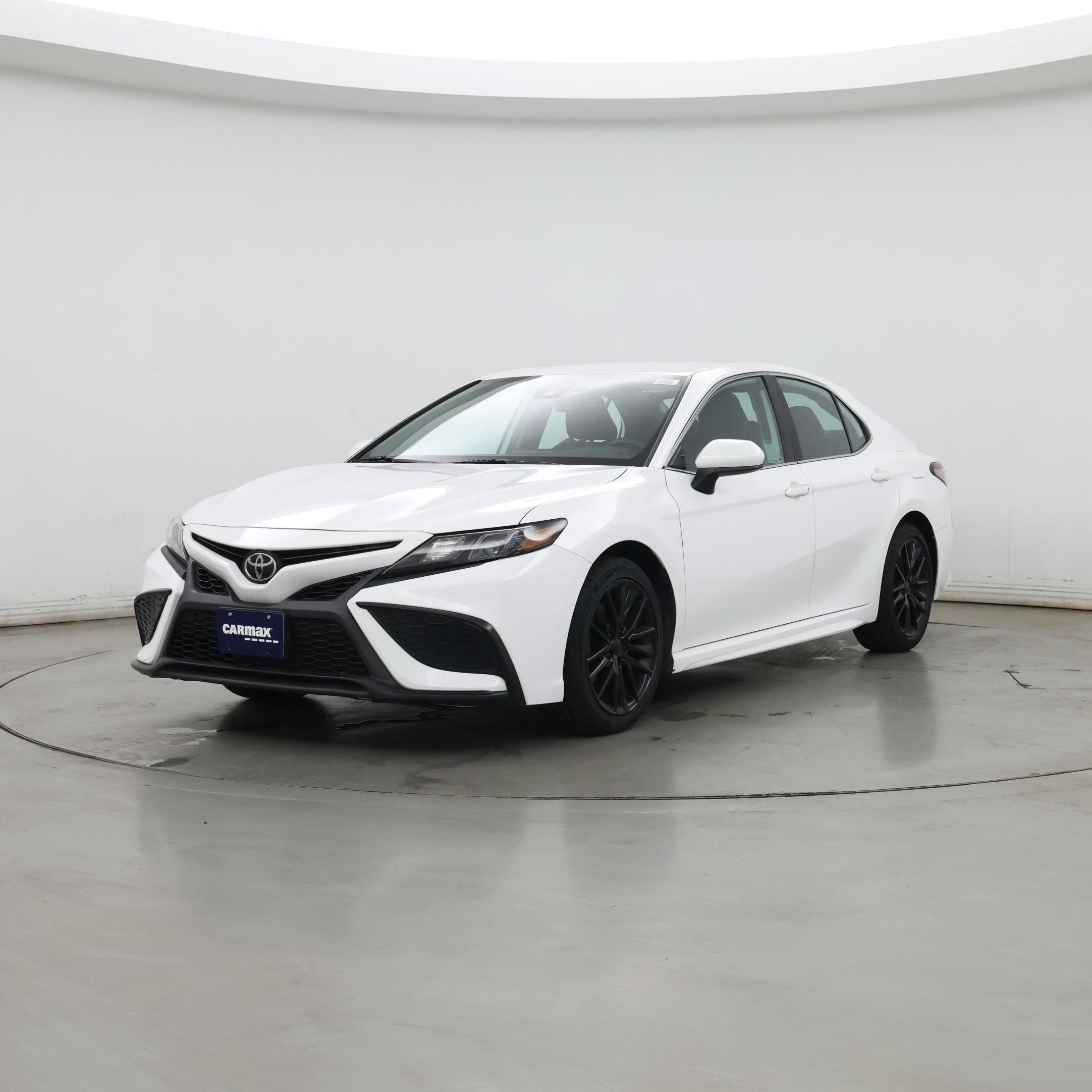 Thumbnail: 2021 Toyota Camry - 4