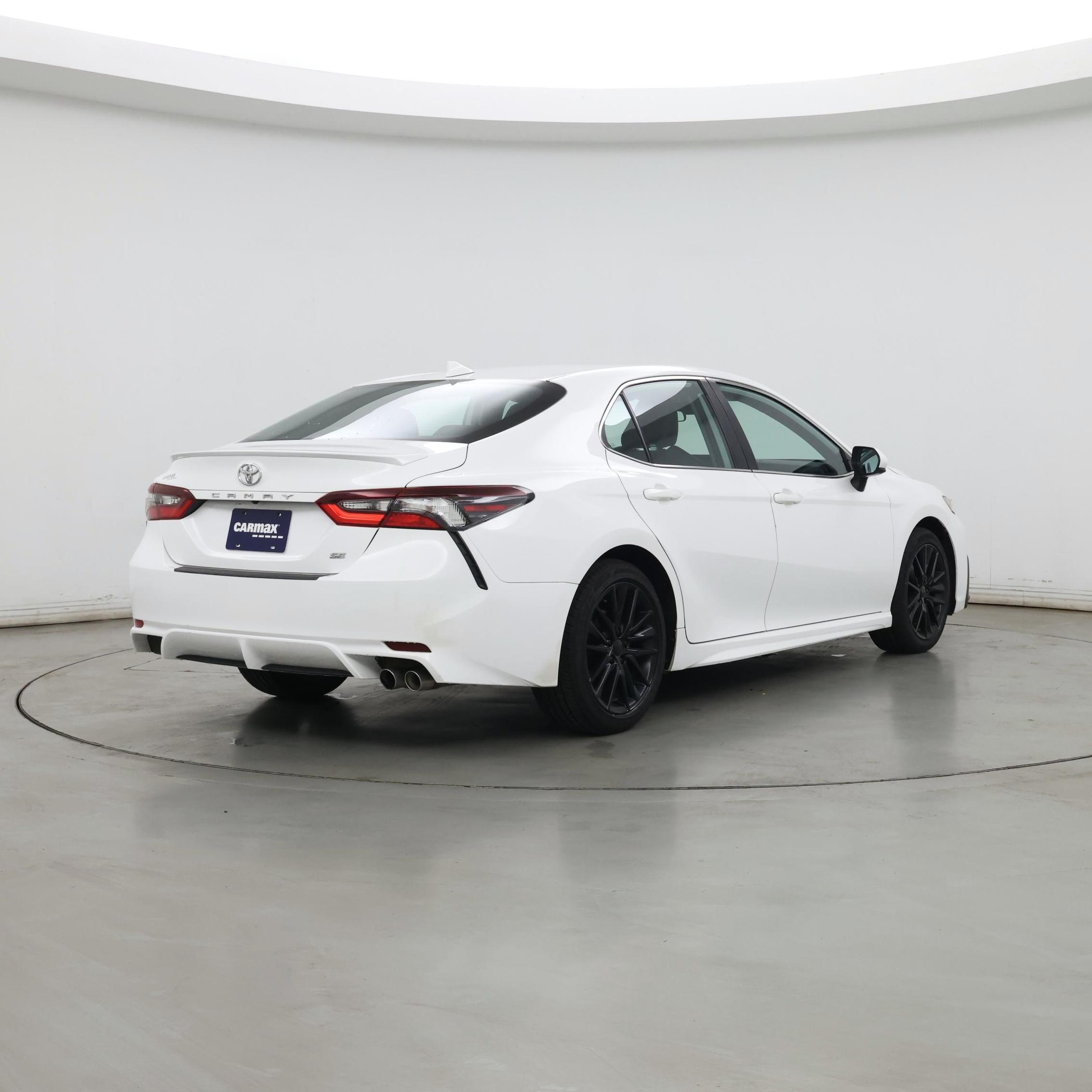 Thumbnail: 2021 Toyota Camry - 8