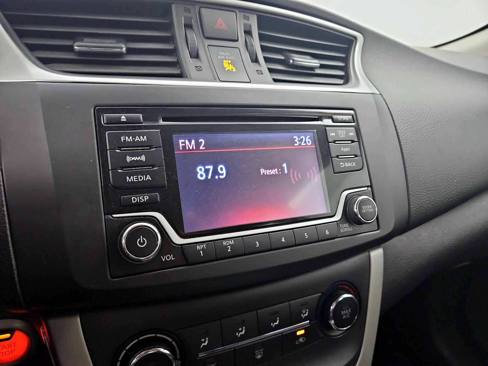 Thumbnail: 2015 Nissan Sentra - 15