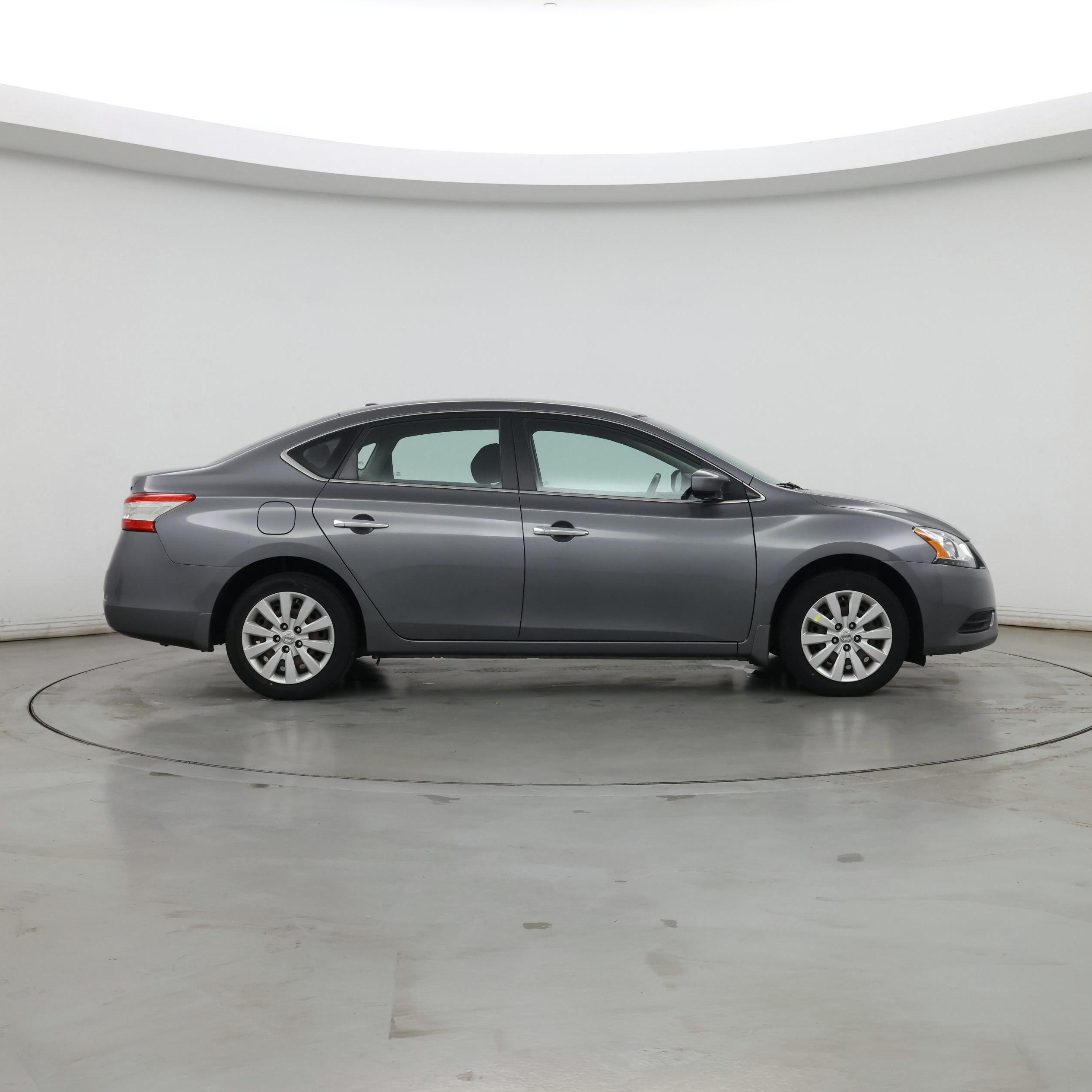 Thumbnail: 2015 Nissan Sentra - 7