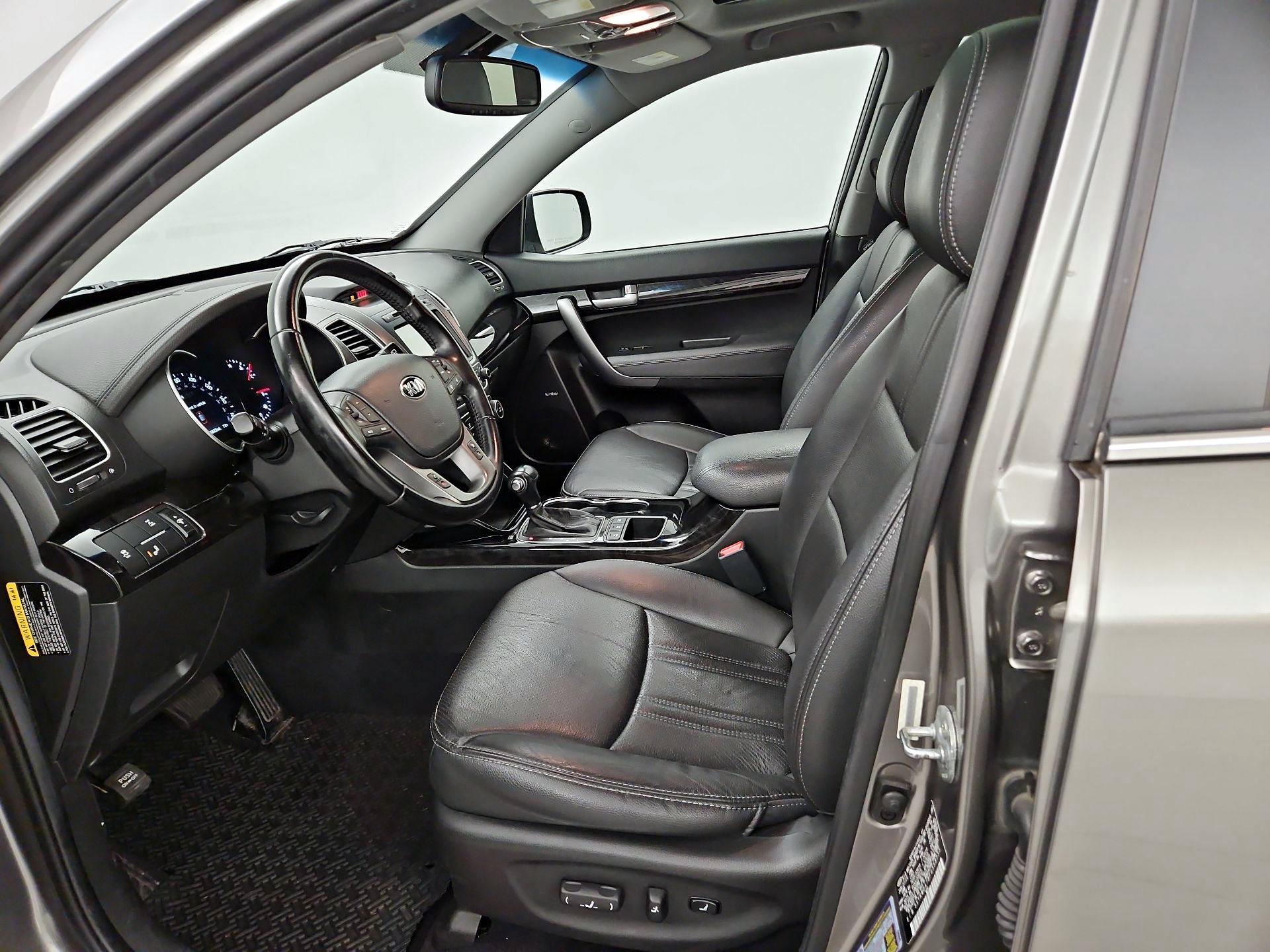 Thumbnail: 2015 Kia Sorento - 11