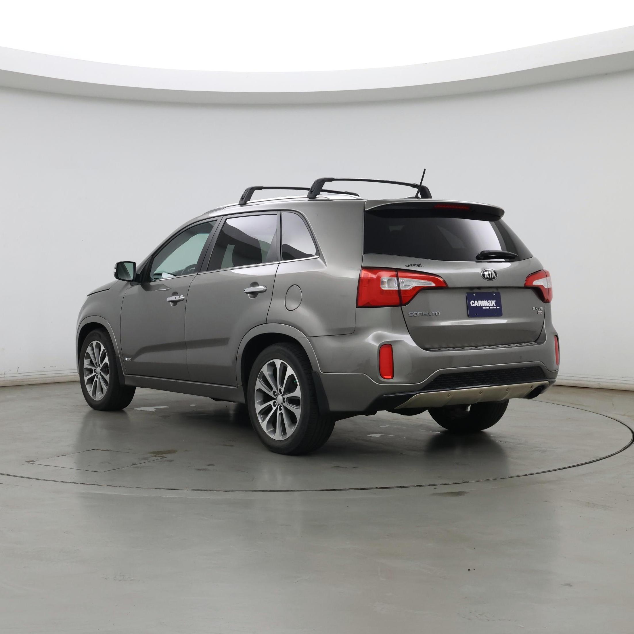 Thumbnail: 2015 Kia Sorento - 2