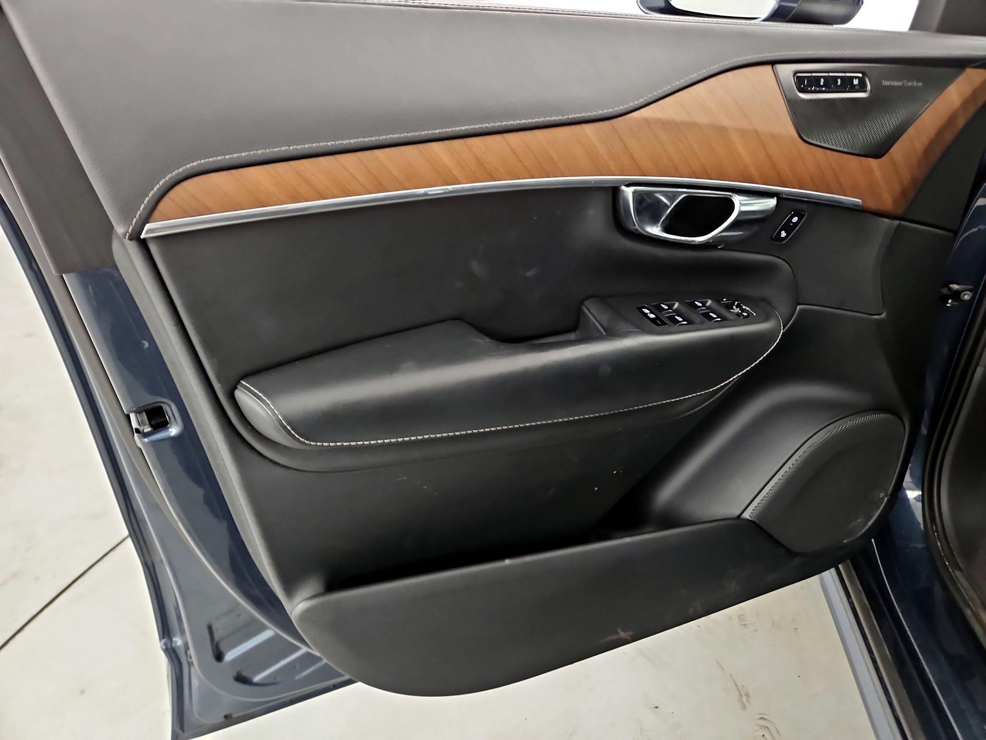 Thumbnail: 2019 Volvo XC90 - 12