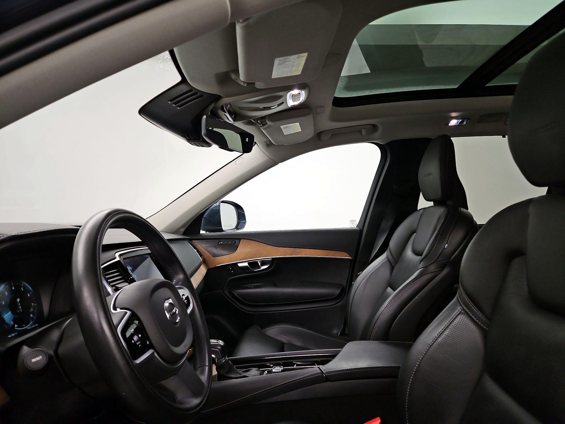 Thumbnail: 2019 Volvo XC90 - 20