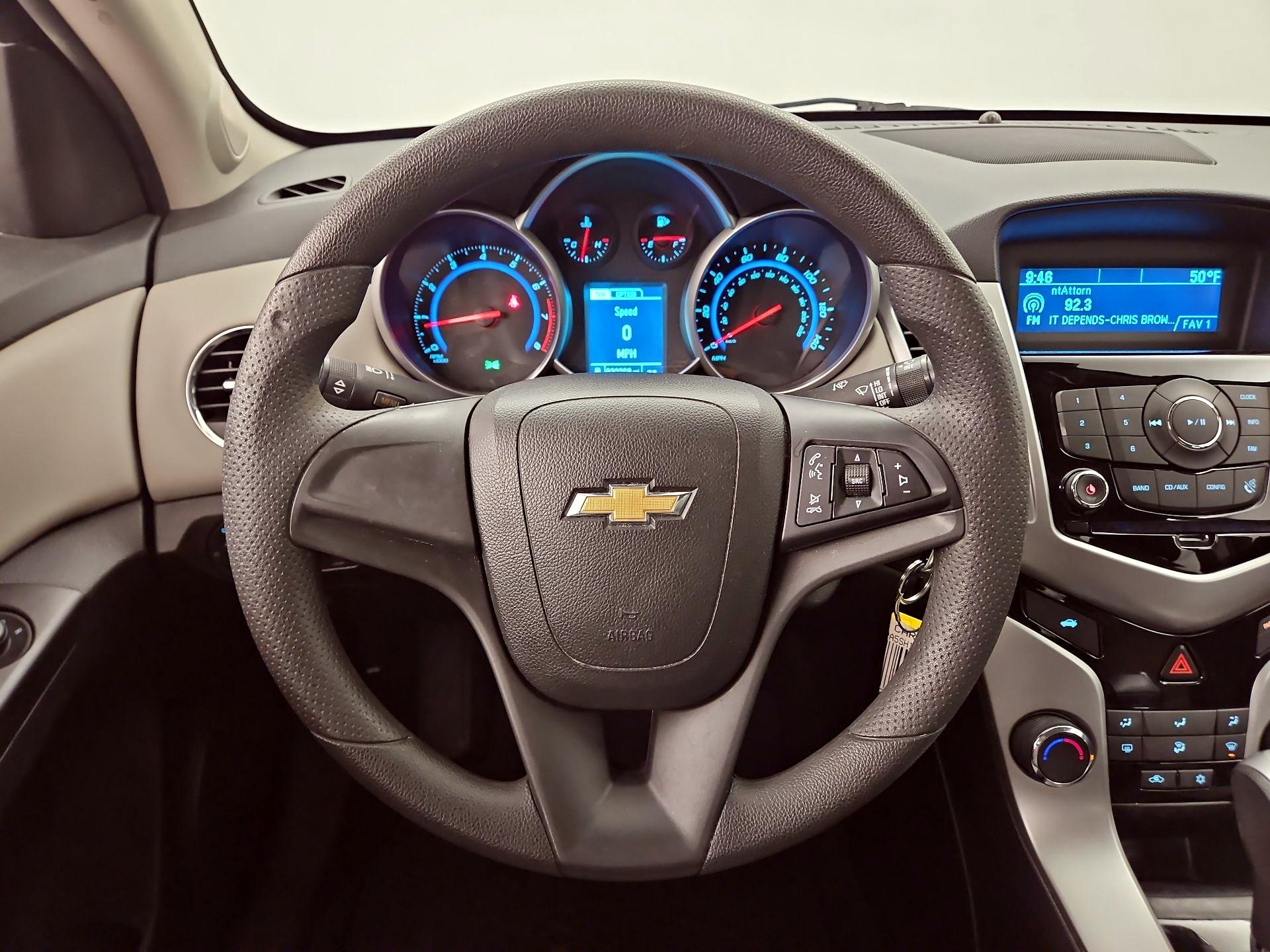 Thumbnail: 2015 Chevrolet Cruze - 10