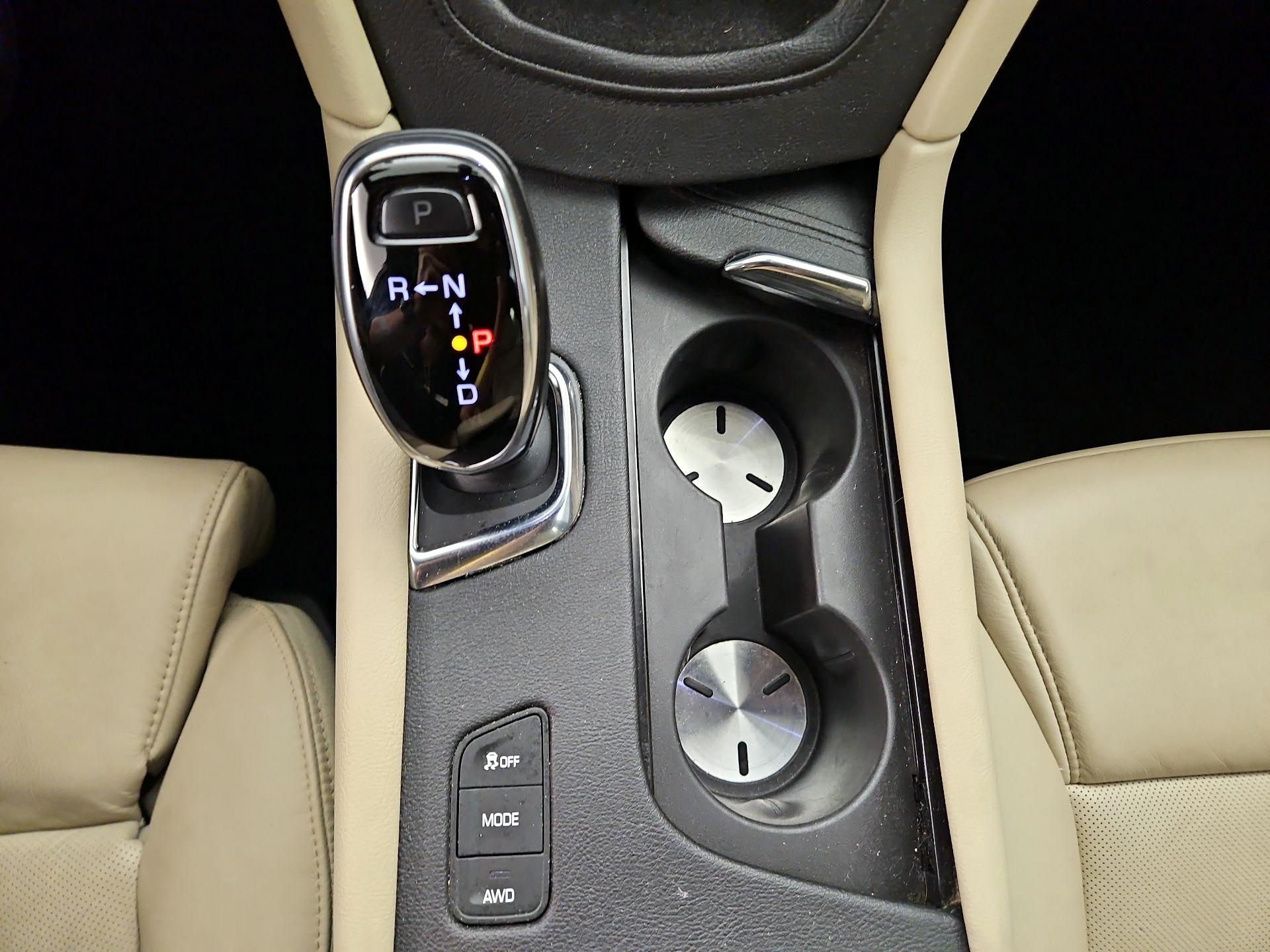 Thumbnail: 2017 Cadillac XT5 - 18